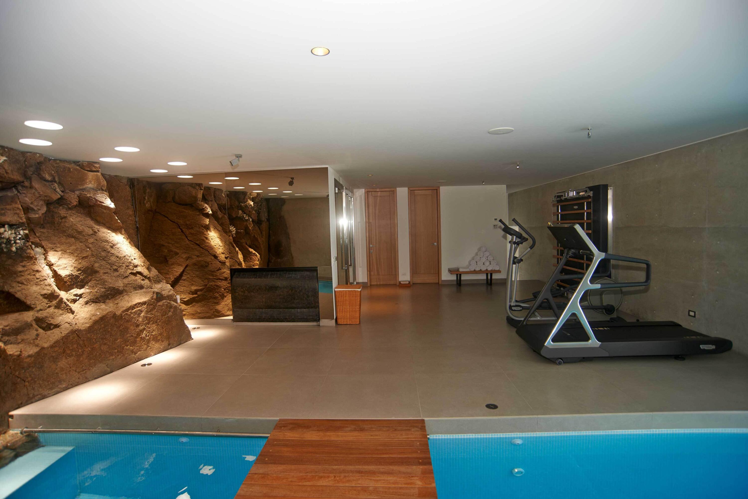 CLUB NAUTICO POSEIDON - ZONA SOL DEL MAR - PUCUSAN - Residential