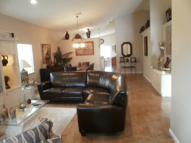 LANSDOWNE/Bay Estates - Residential Lease