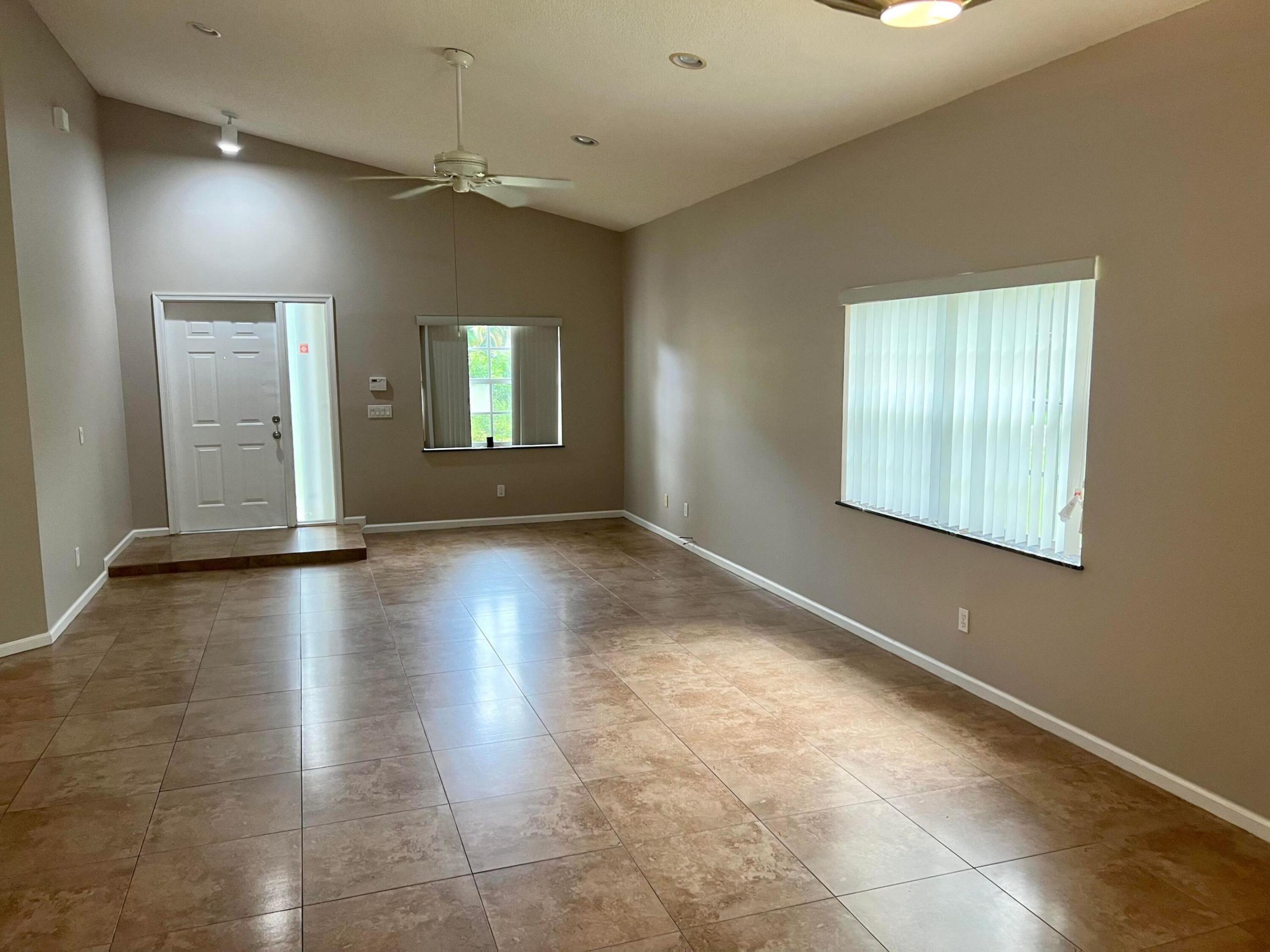 LANSDOWNE/Bay Estates - Residential Lease