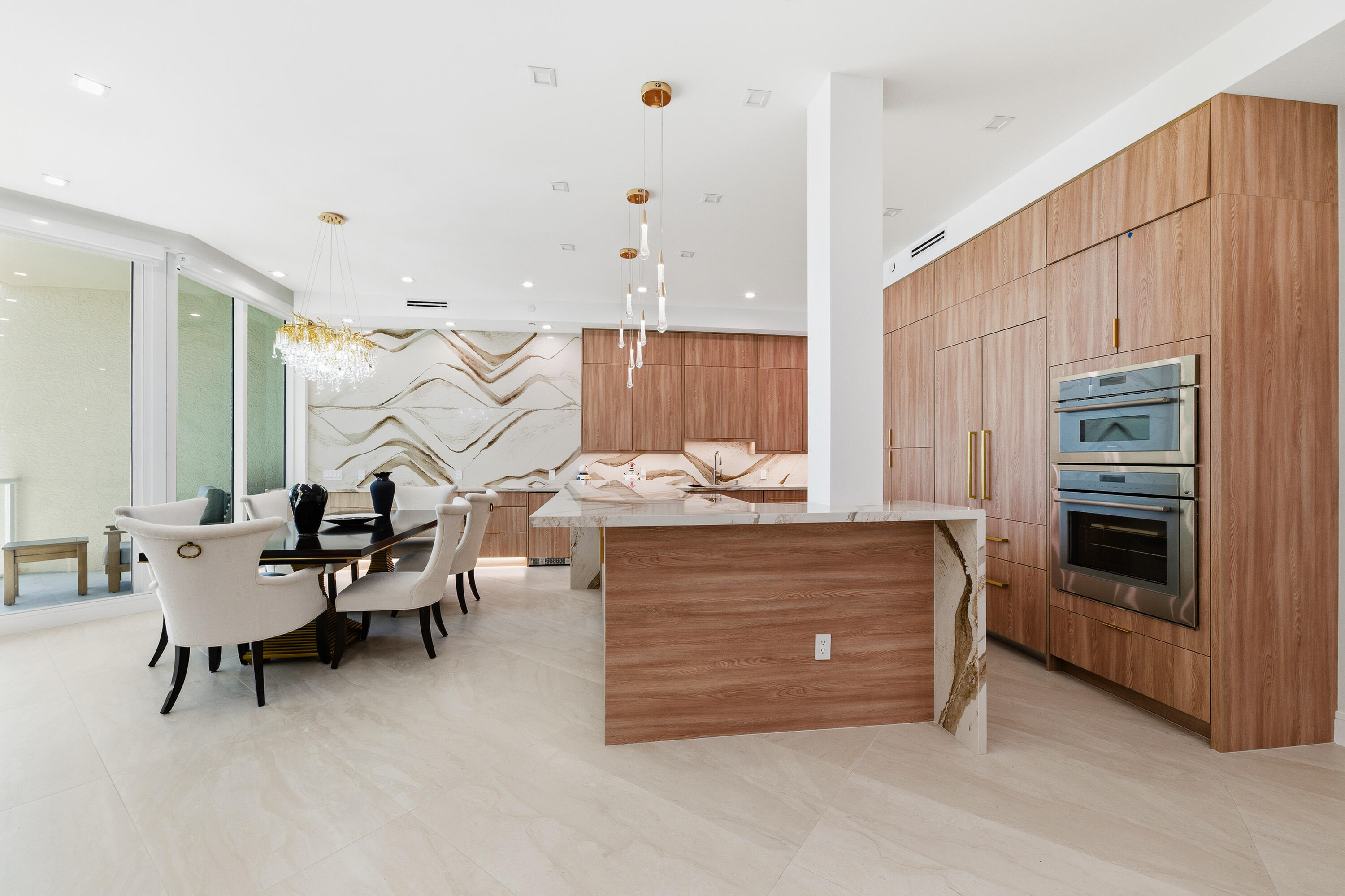 OCEAN GRANDE BEACH & MARINA - Residential