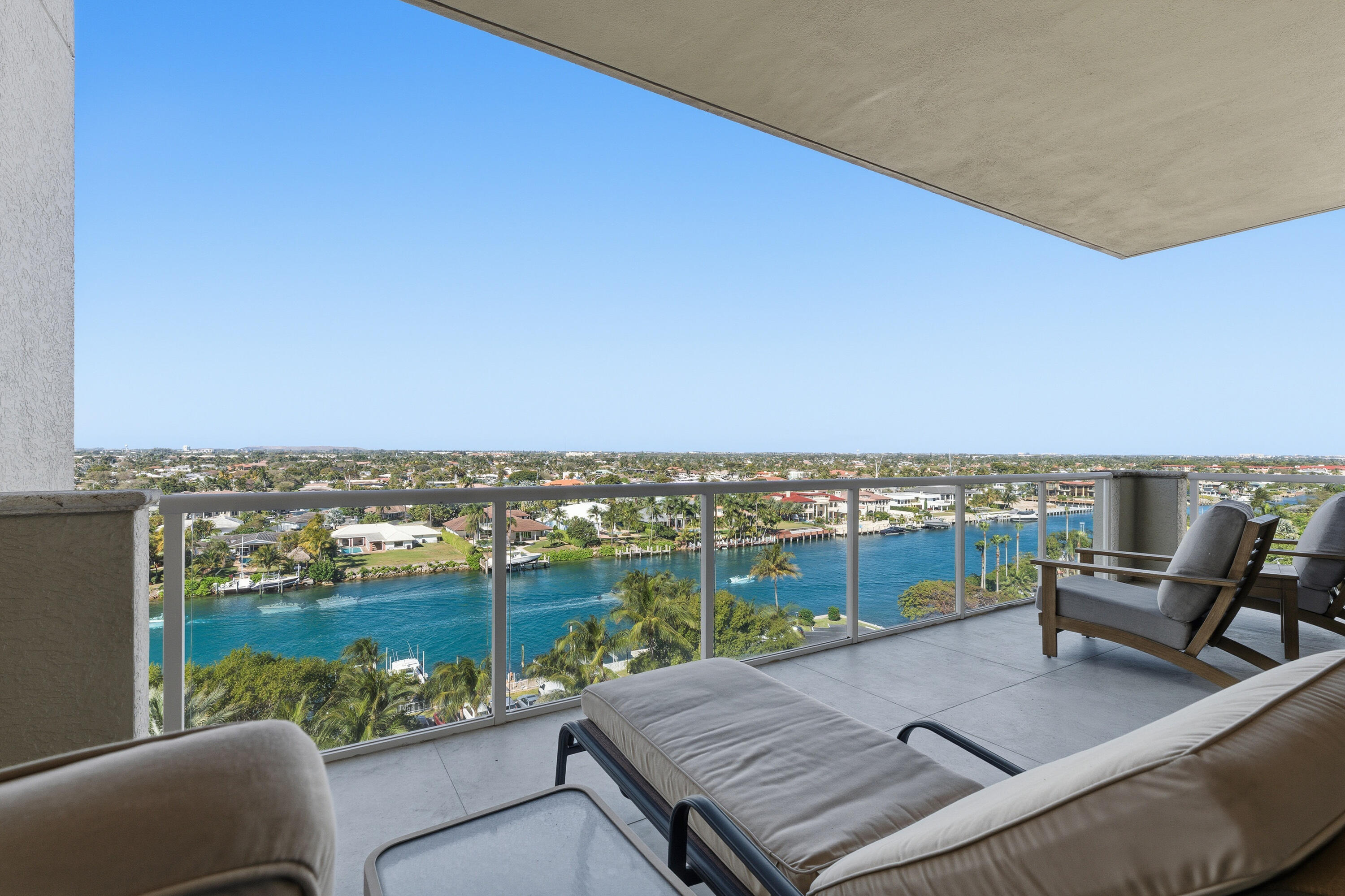OCEAN GRANDE BEACH & MARINA - Residential
