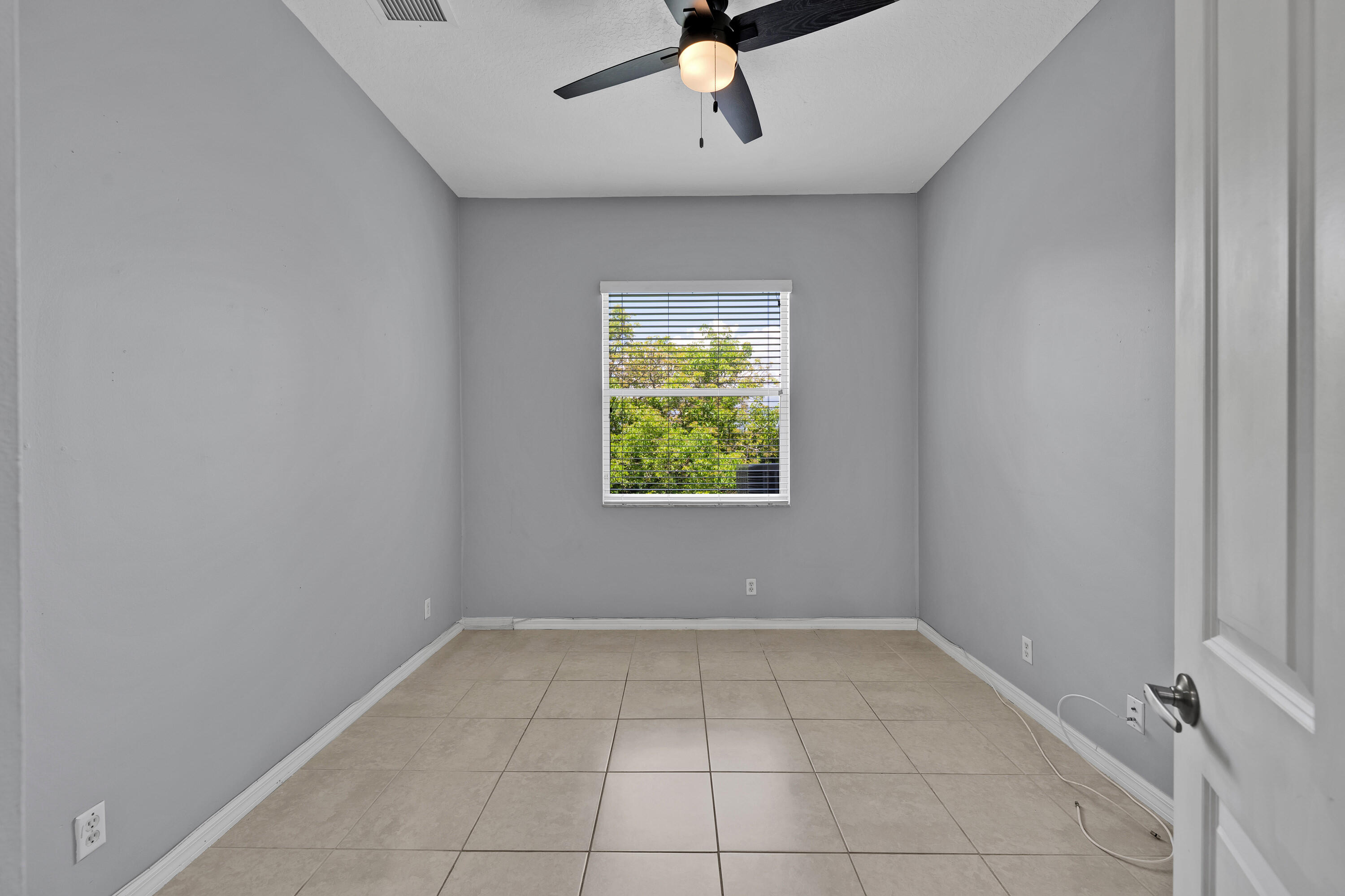 OSPREY ISLES PUD - Residential Lease