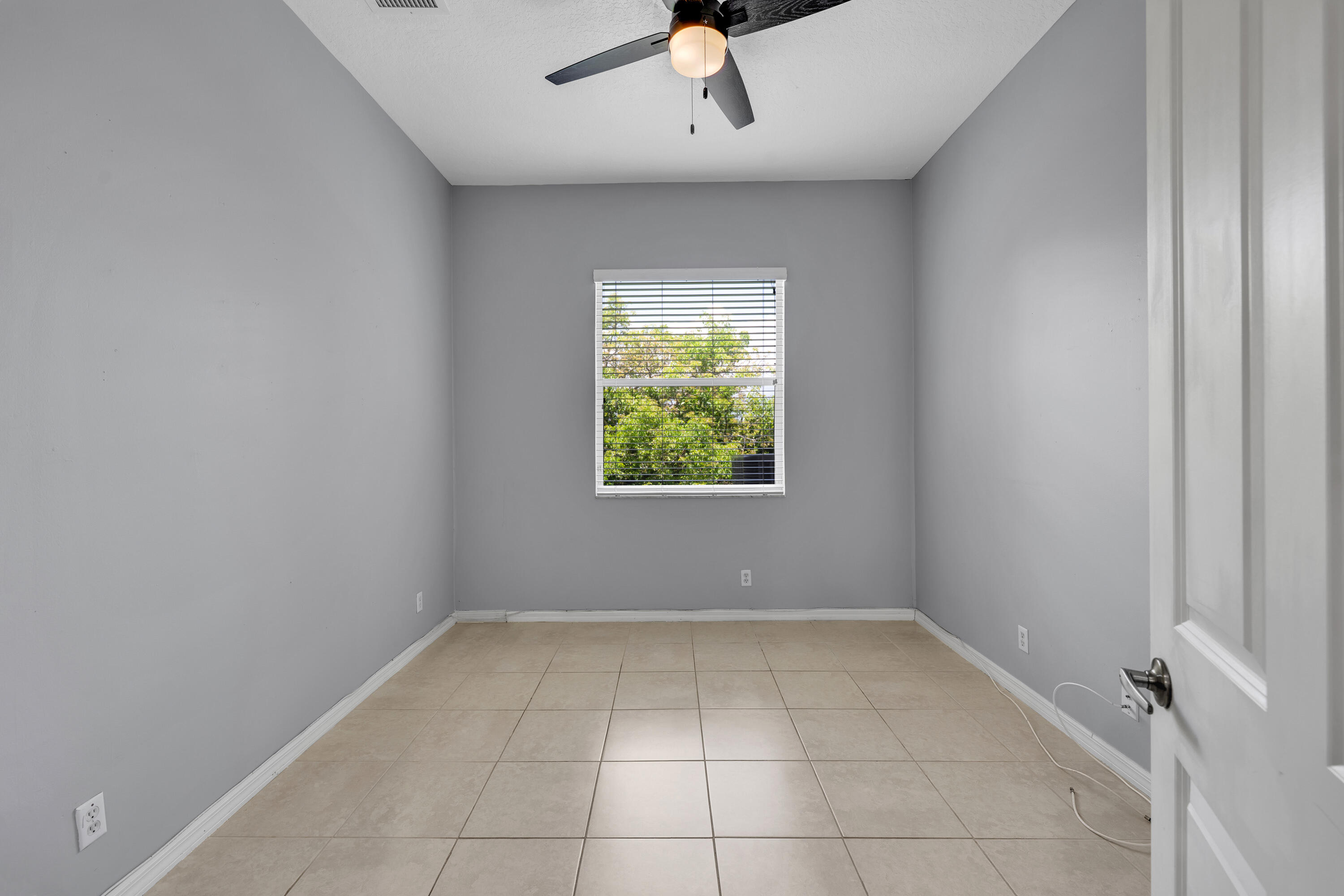 OSPREY ISLES PUD - Residential Lease