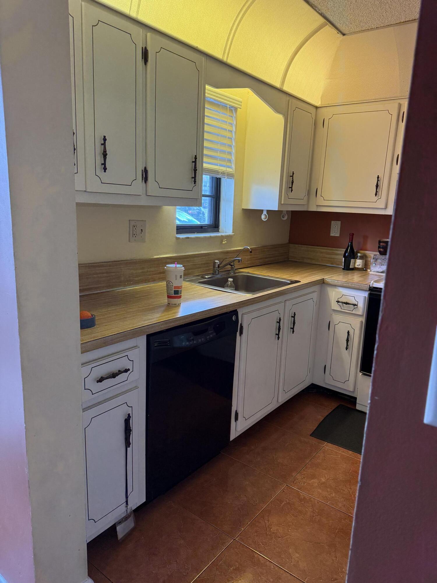 ISLE OF SANDALFOOT CONDO - Residential