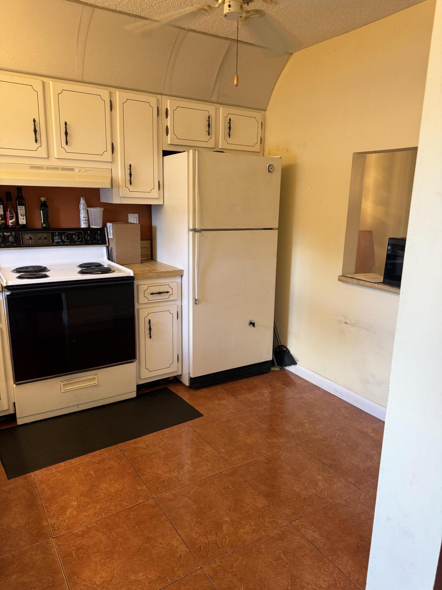 ISLE OF SANDALFOOT CONDO - Residential