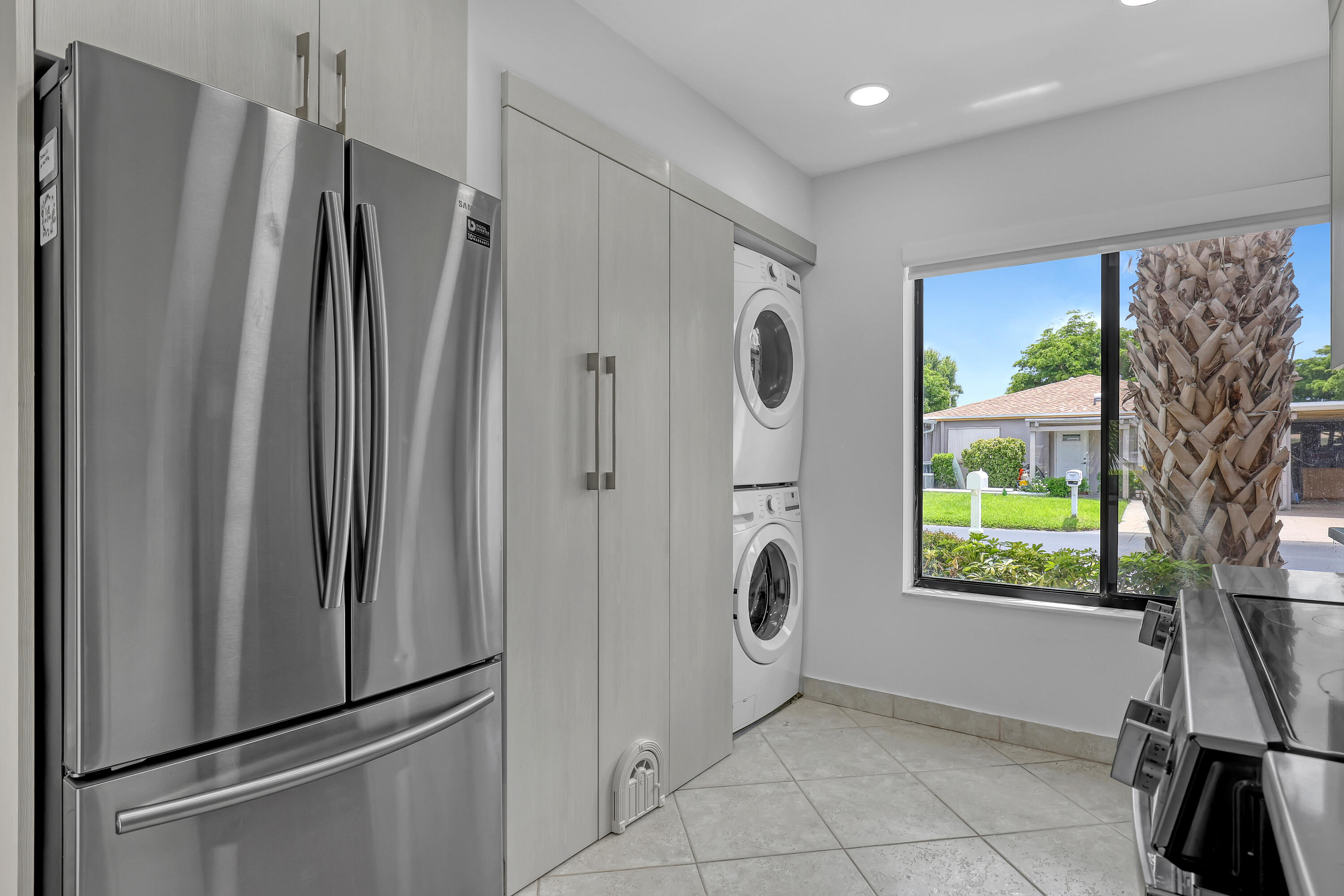 CAMELOT VILLAGE SEC 1 - Residential Lease