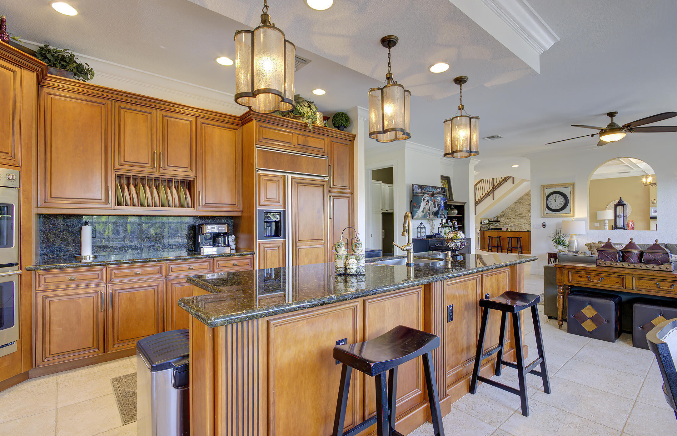 VENETIAN ISLES 2ND SEC - Residential