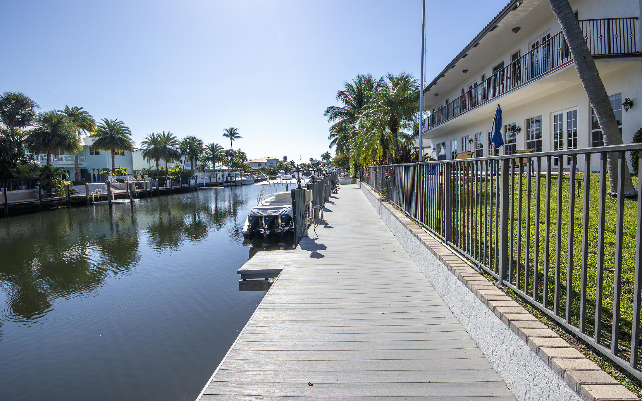 VENETIAN ISLES 2ND SEC - Residential
