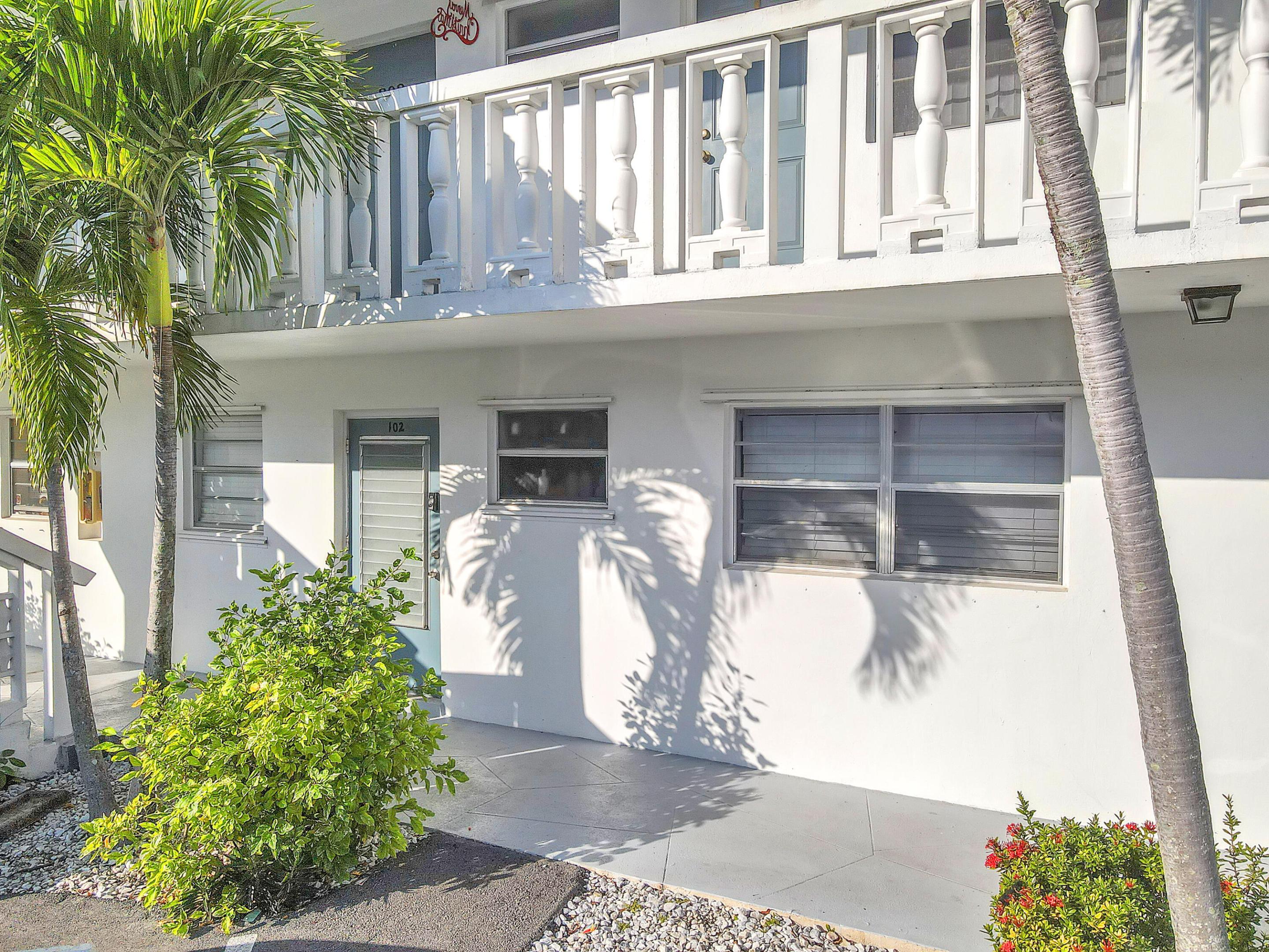 WINFIELD GARDENS SOUTH CONDO - Residential