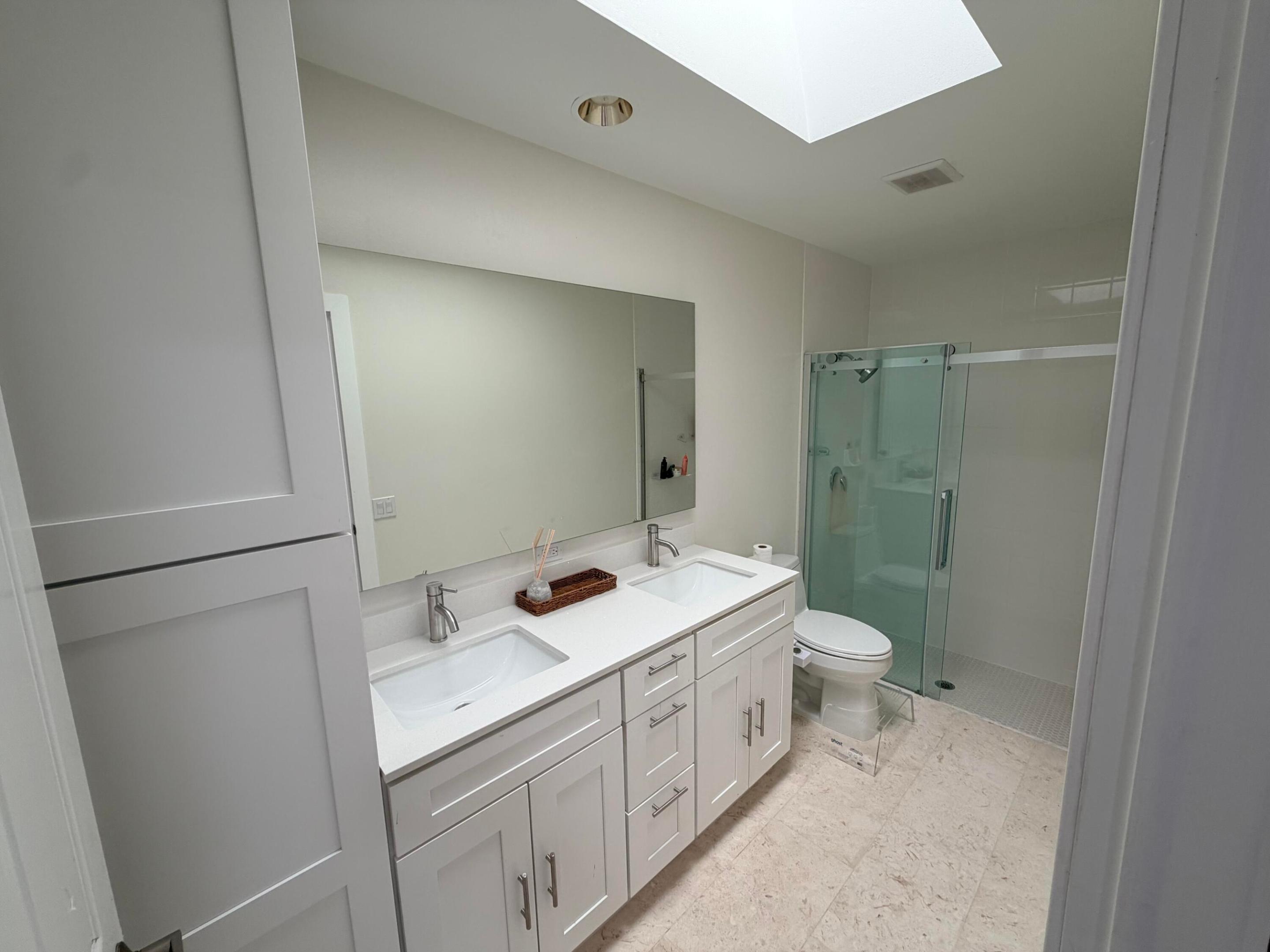 LAKE CATHERINE - Residential Lease