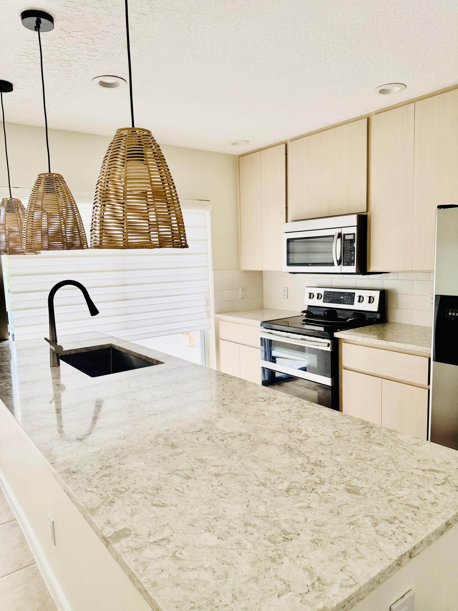 LAKE CATHERINE - Residential Lease