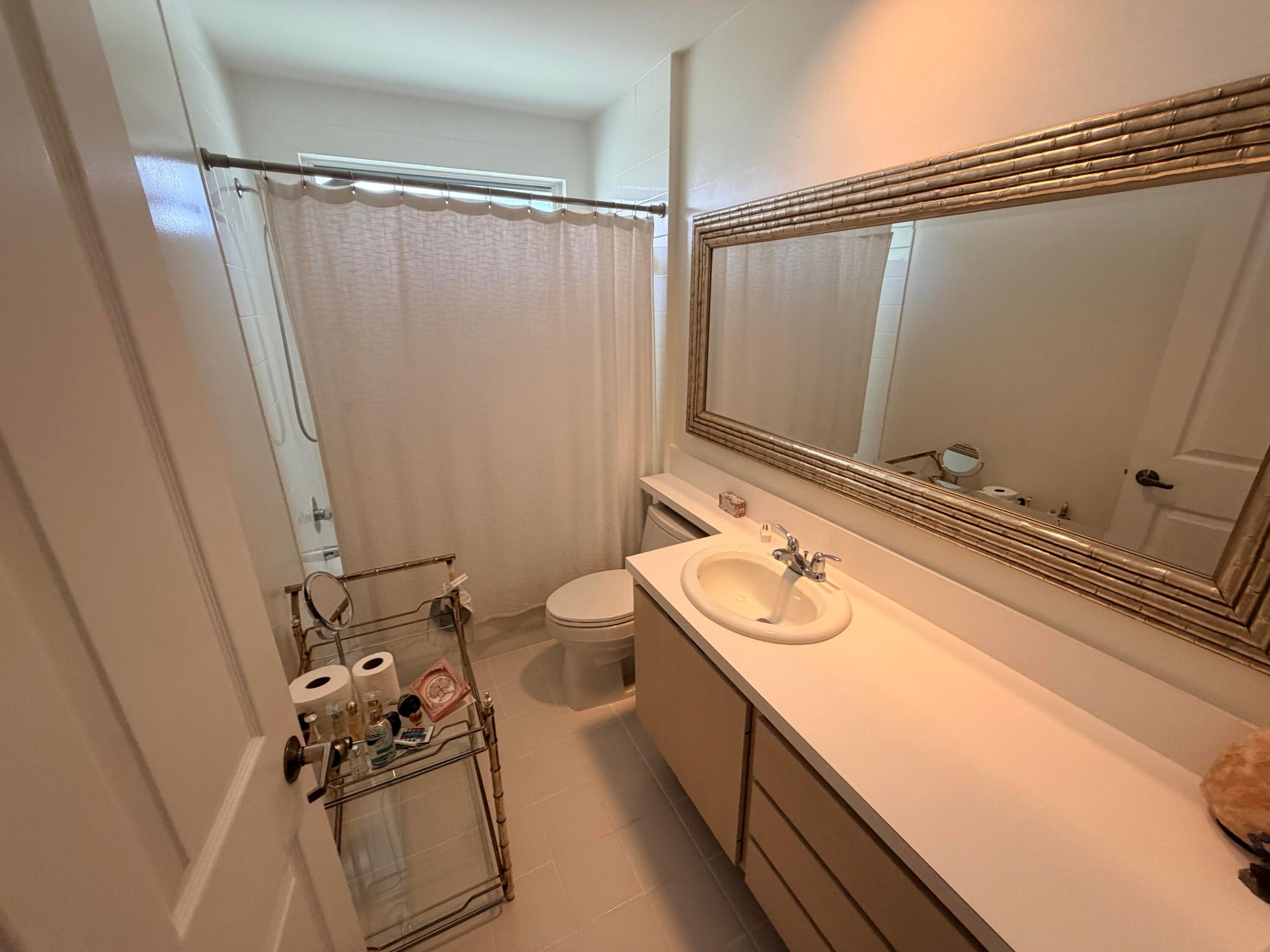 LAKE CATHERINE - Residential Lease