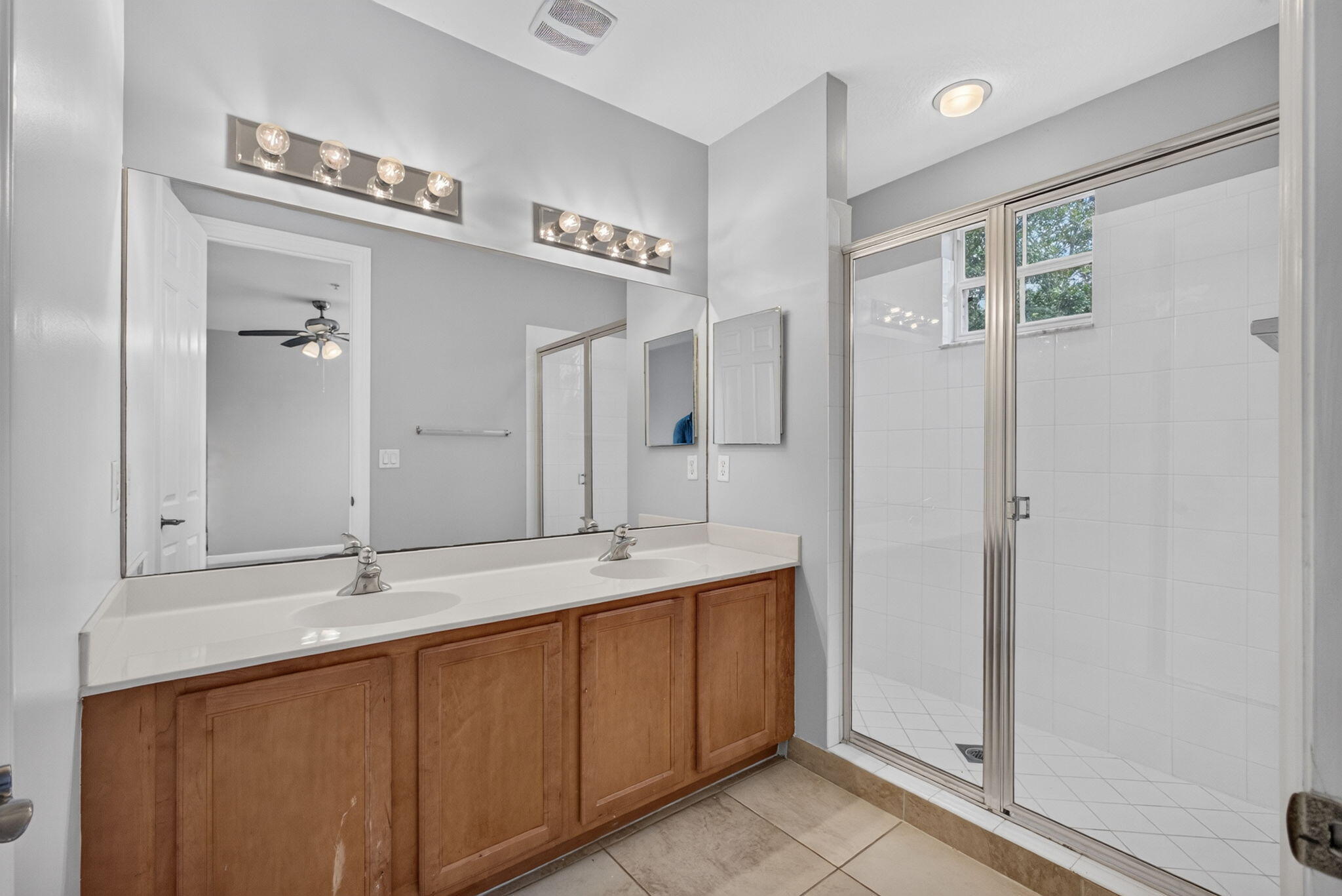 CITYSIDE CONDO - Residential Lease