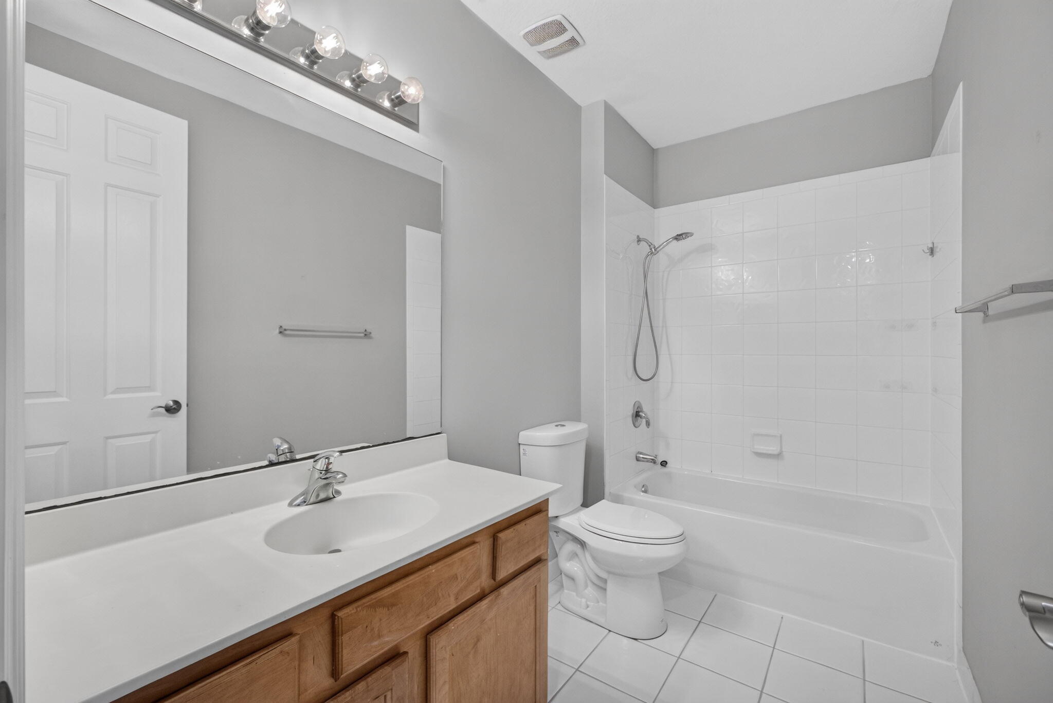 CITYSIDE CONDO - Residential Lease