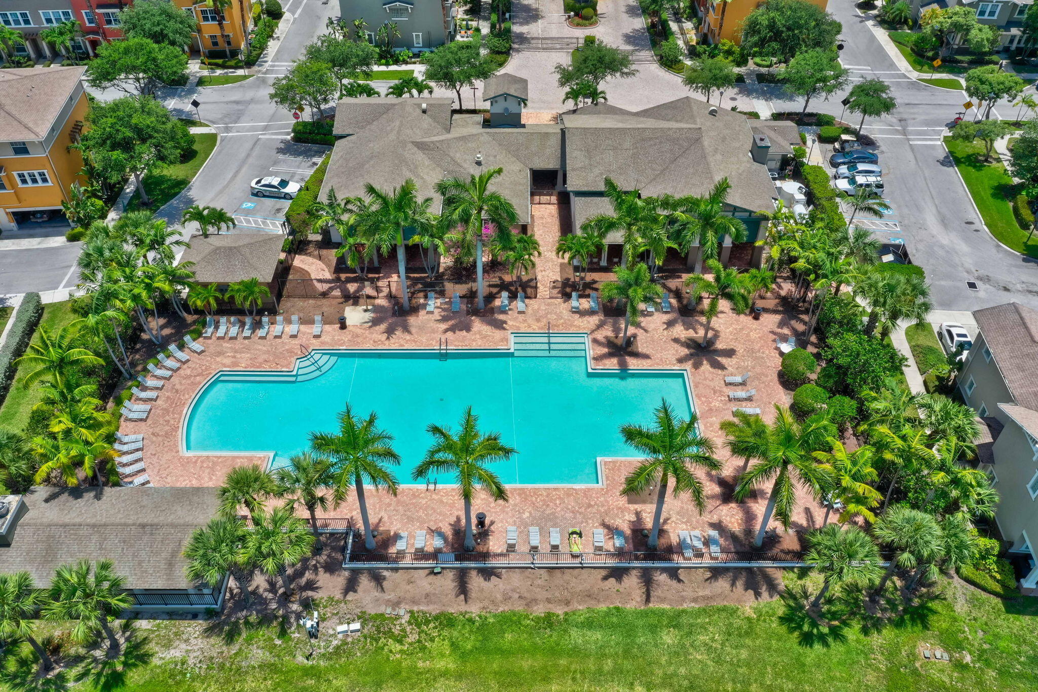 CITYSIDE CONDO - Residential Lease