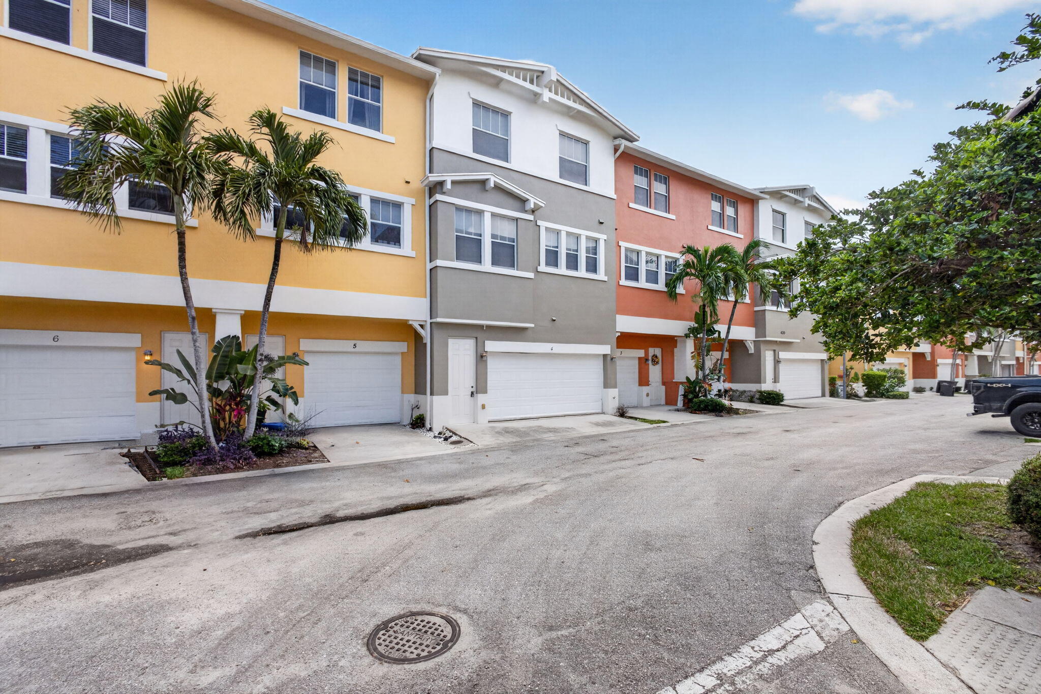 CITYSIDE CONDO - Residential Lease