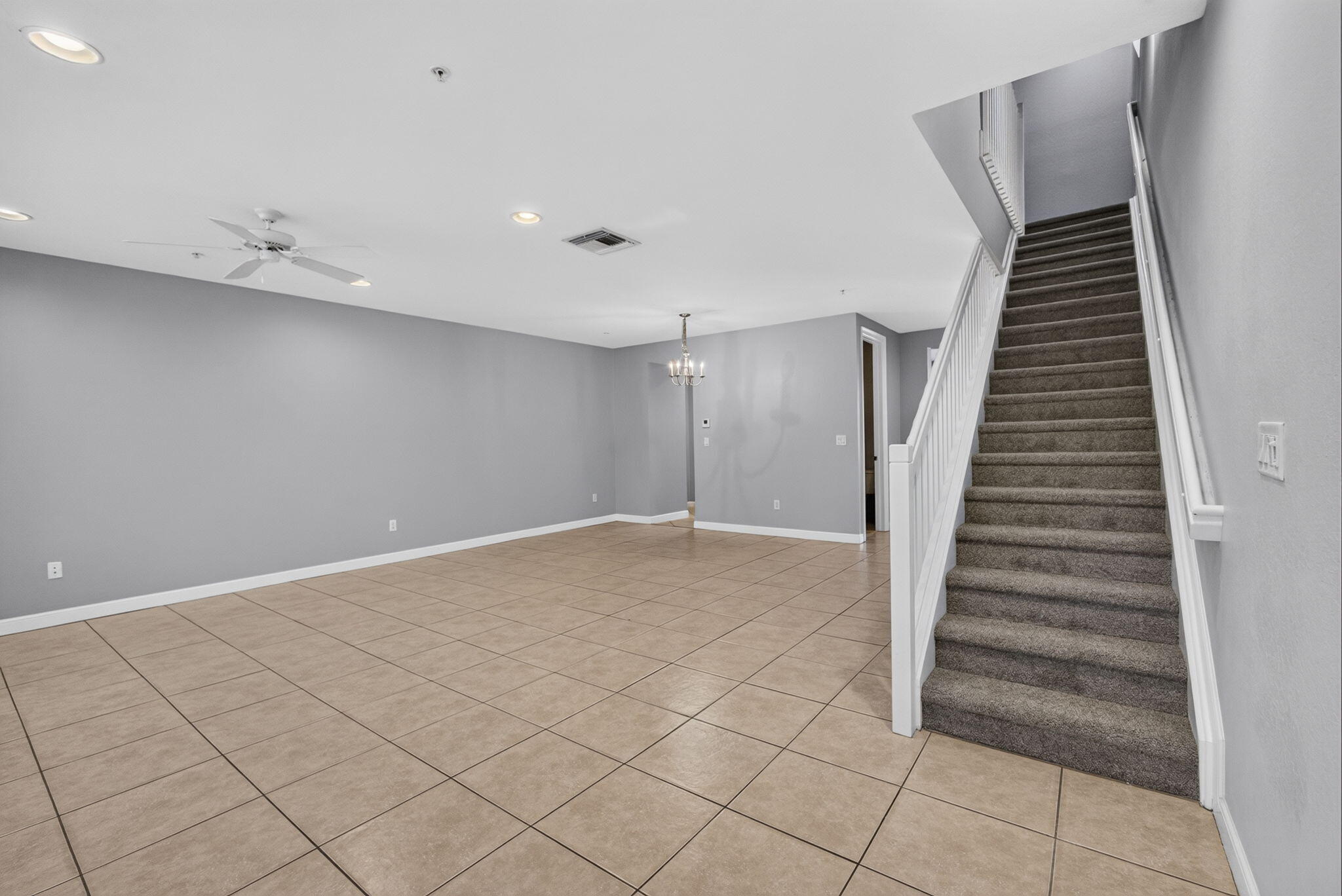 CITYSIDE CONDO - Residential Lease