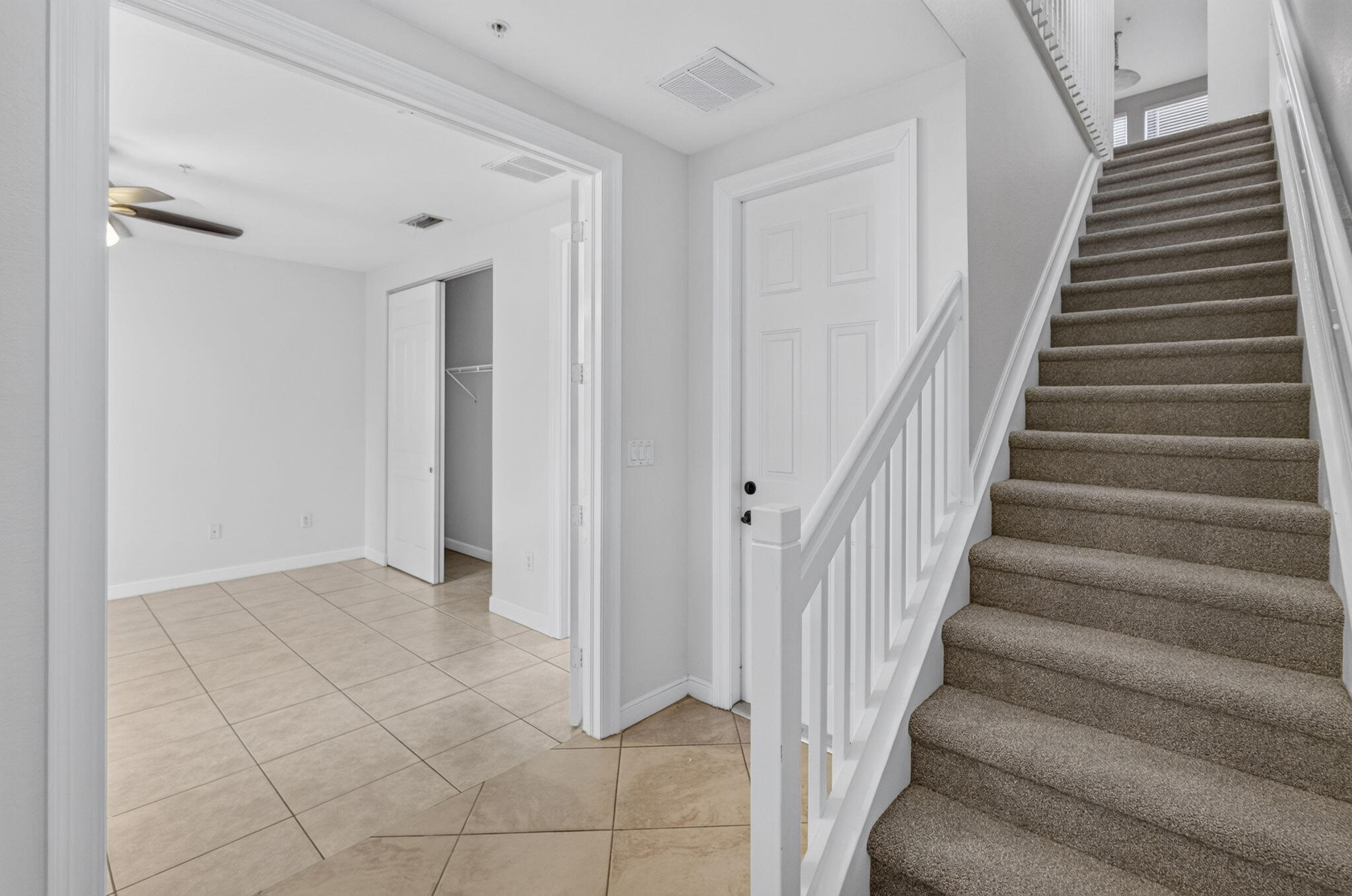 CITYSIDE CONDO - Residential Lease