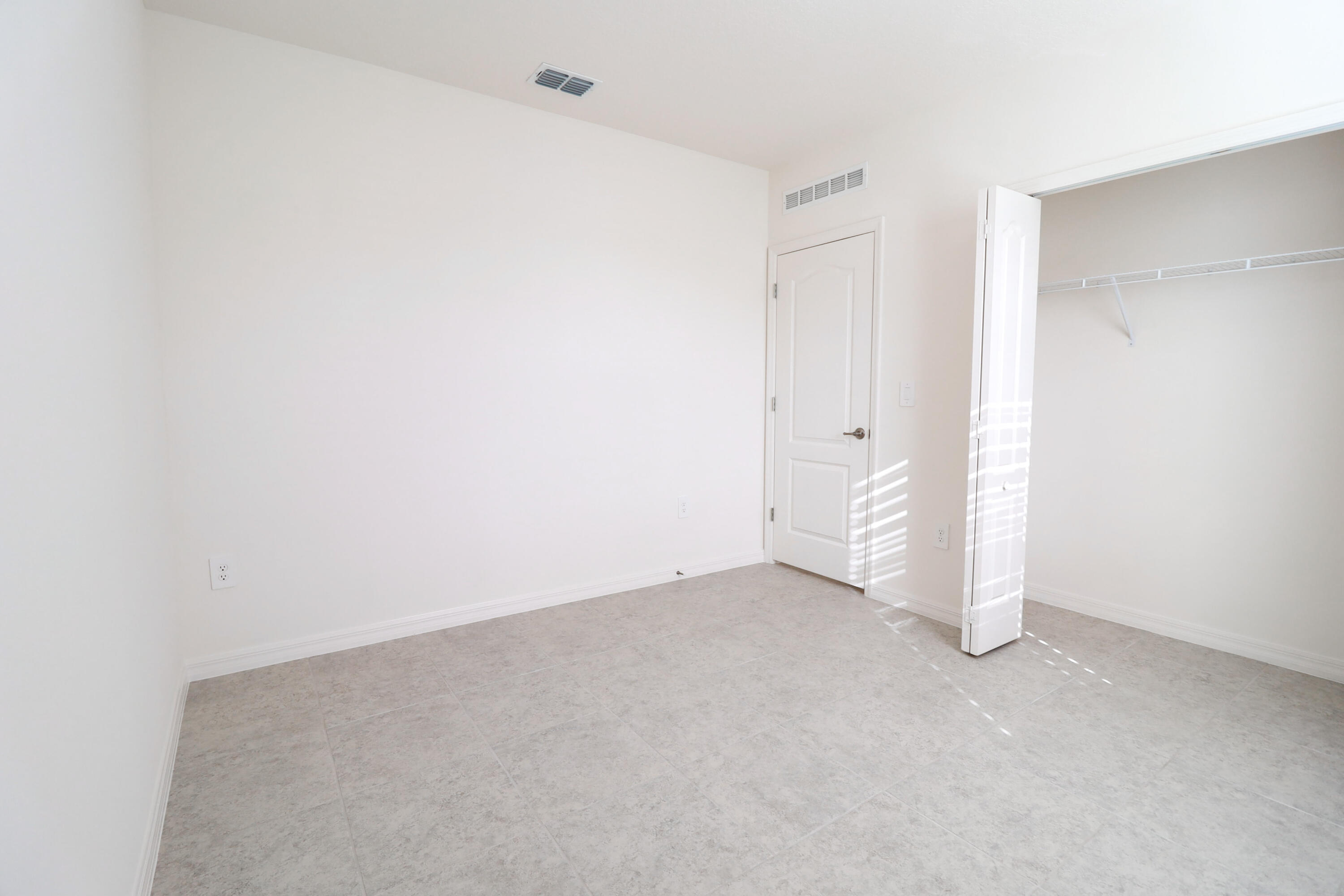 PORT ST LUCIE SECTION 30 - Residential Lease