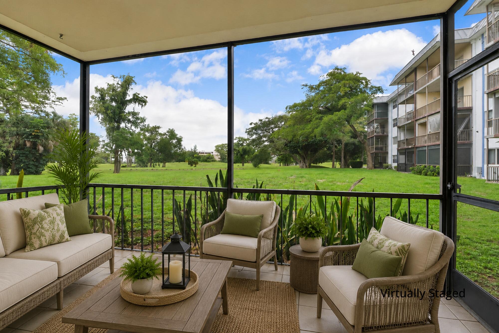 INVERRARY COUNTRY CLUB - Residential