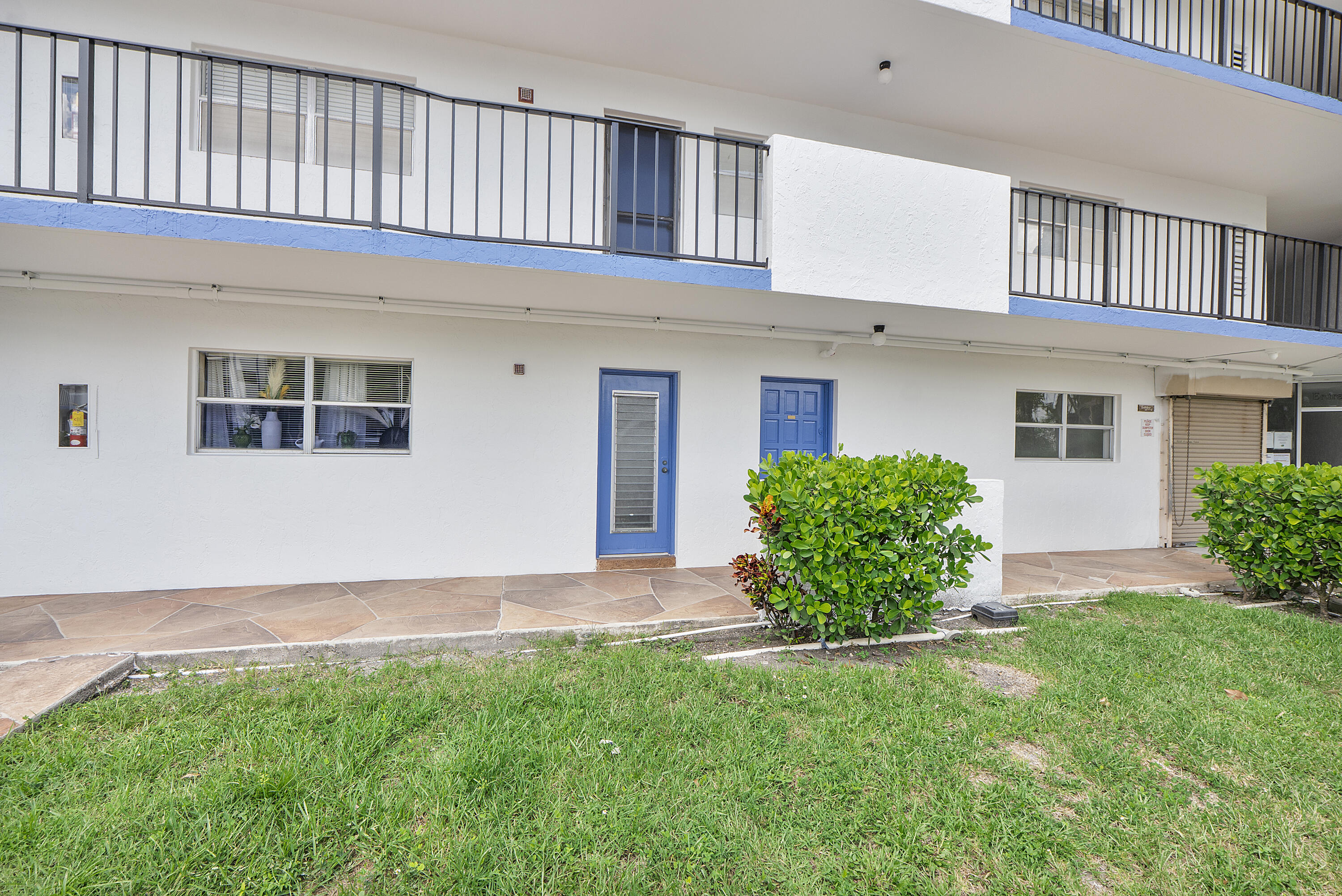 INVERRARY COUNTRY CLUB - Residential
