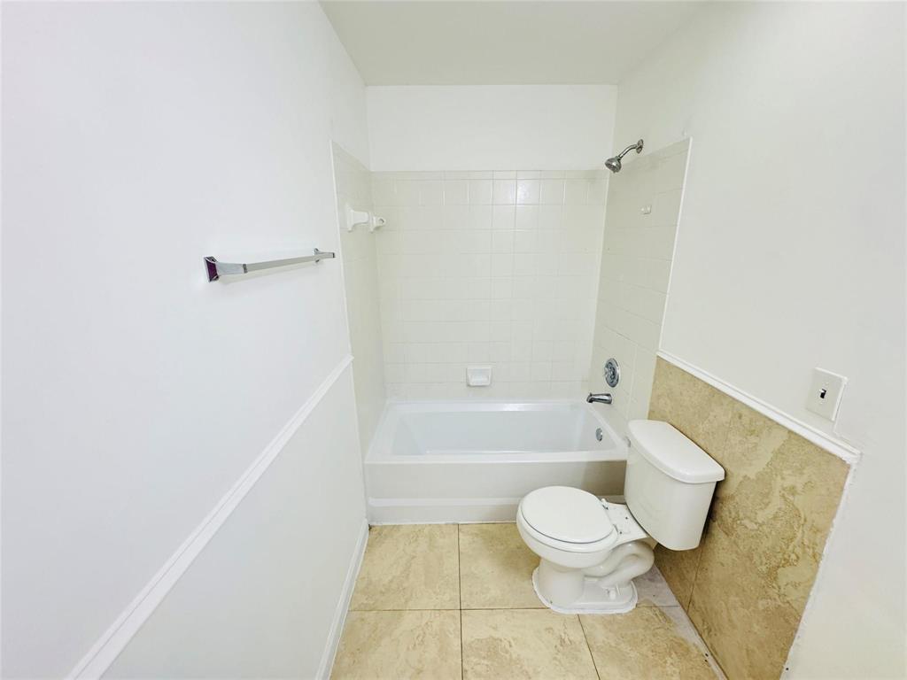 ST ANDREWS PALM BEACH CONDO I - Residential