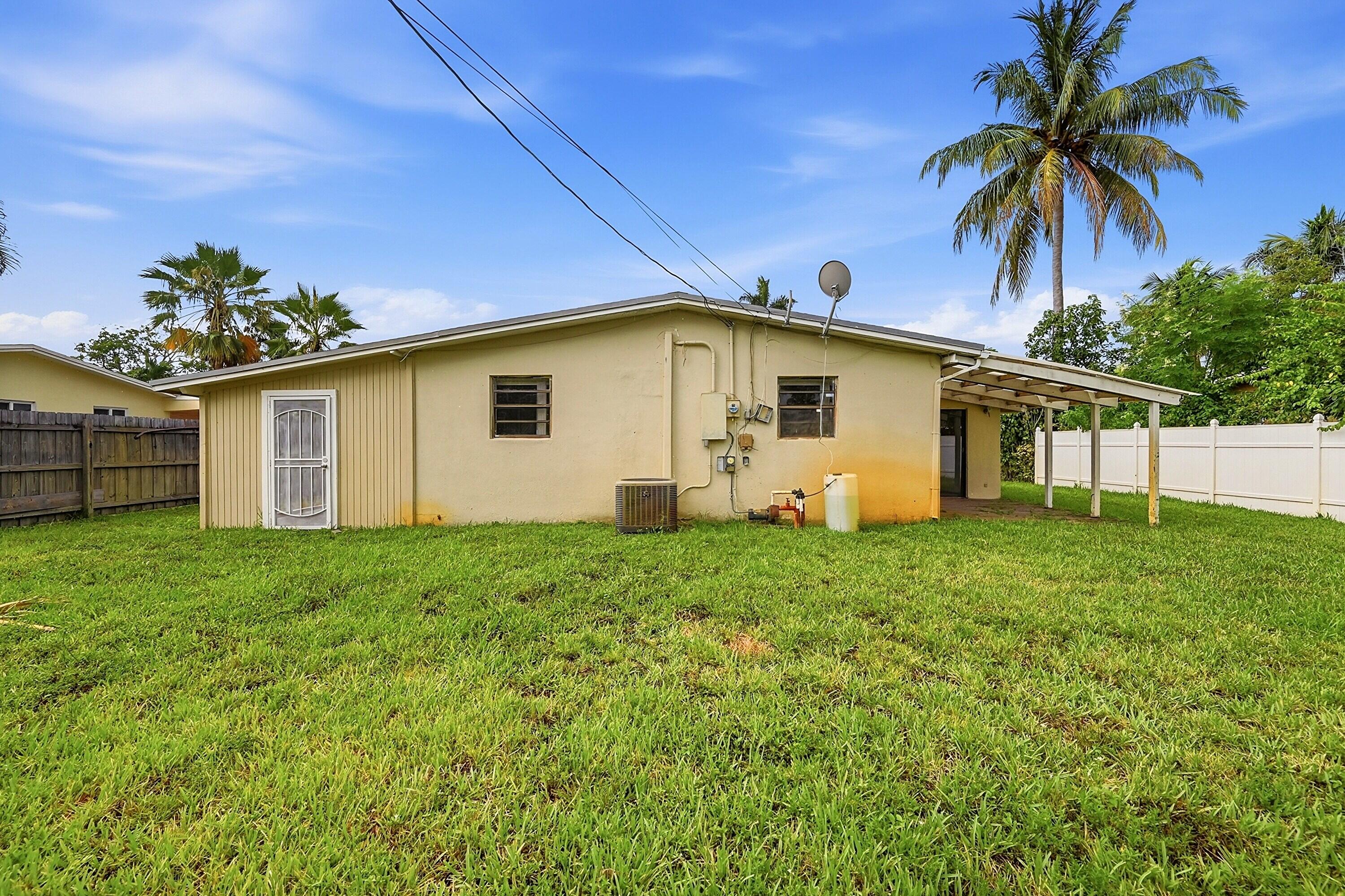 LAUDERDALE LAKES WEST GATE SEC 1 - Residential
