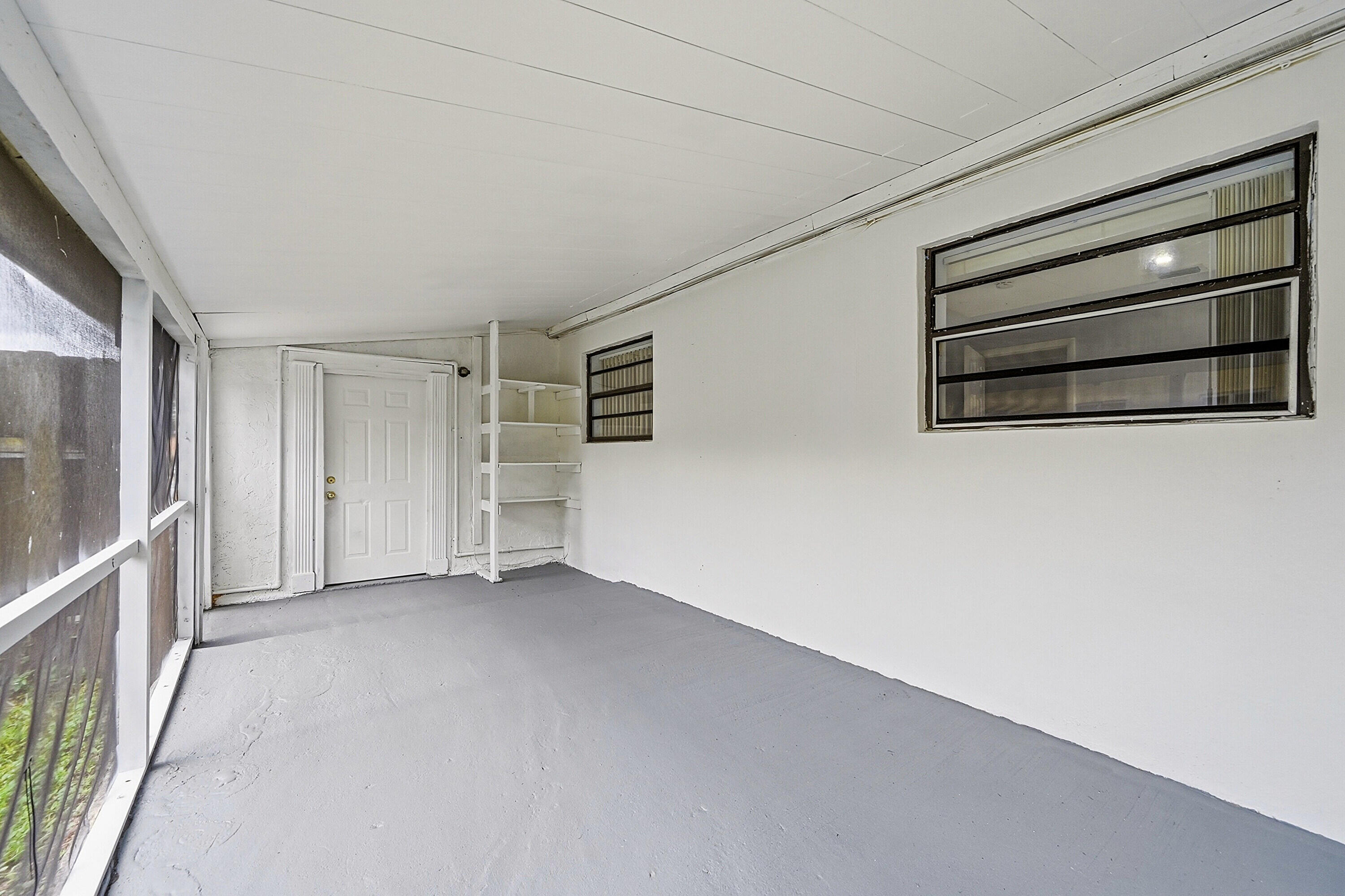 LAUDERDALE LAKES WEST GATE SEC 1 - Residential