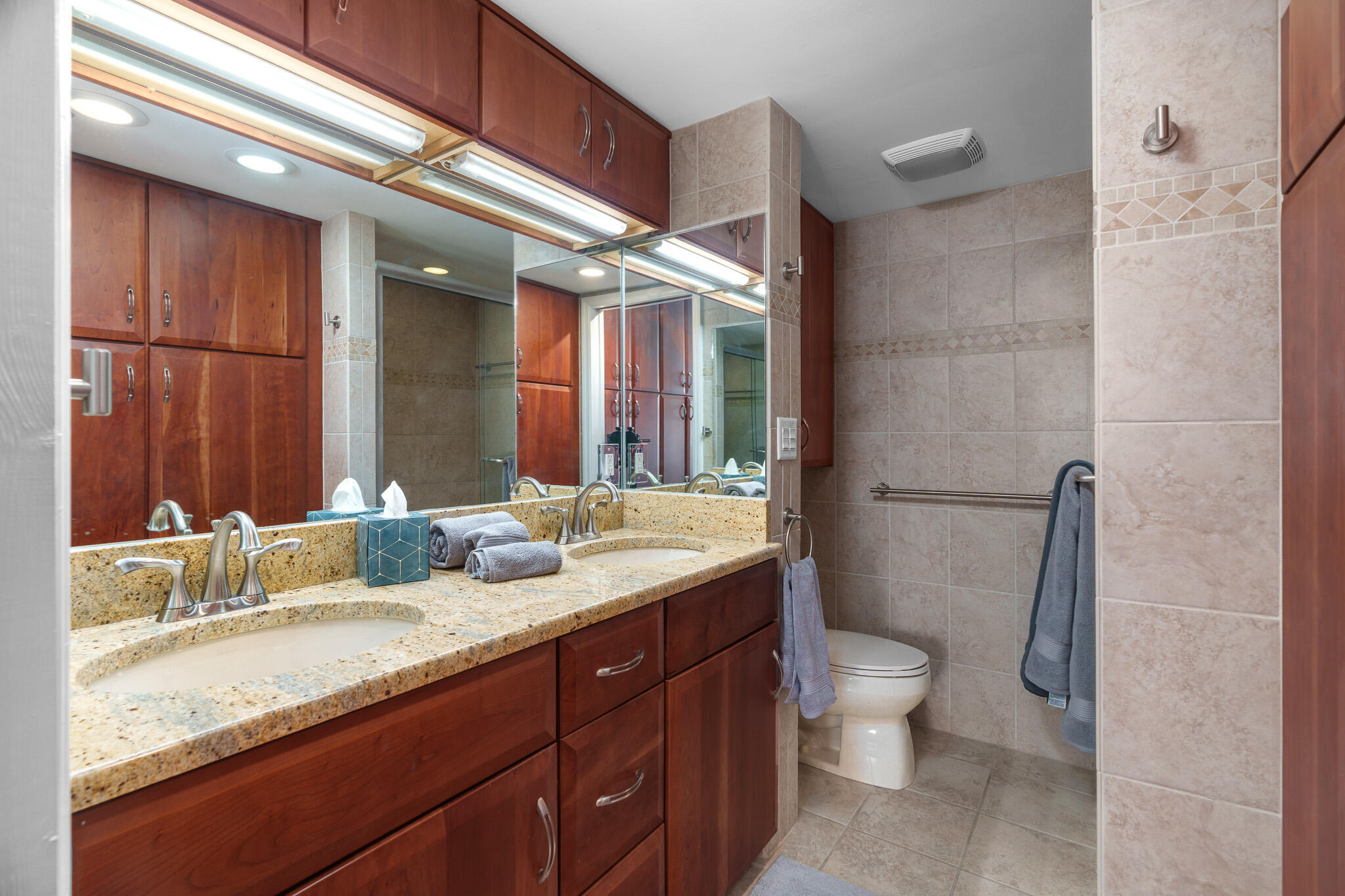 TIERRA DEL MAR CONDO - Residential Lease