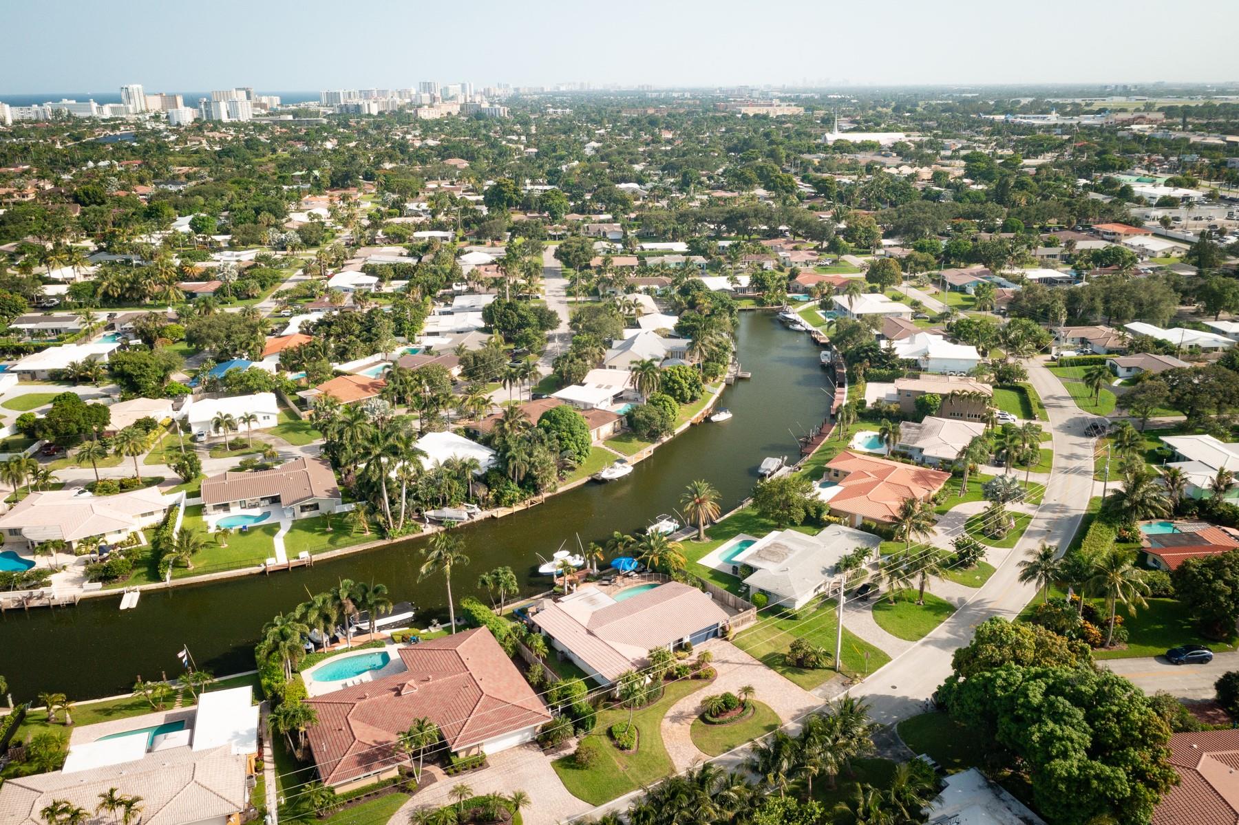 Lighthouse Point Estates - Residential