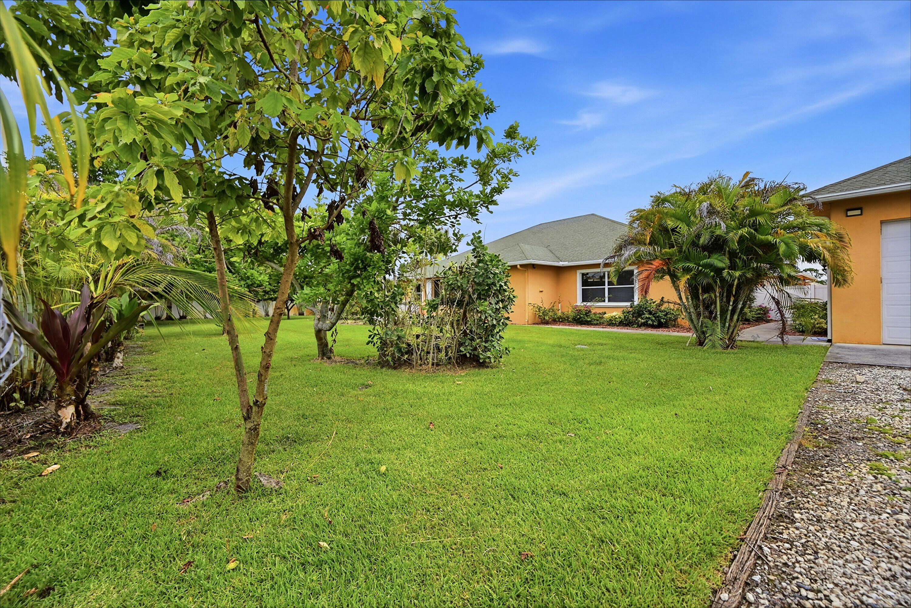 LOXAHATCHEE - Residential