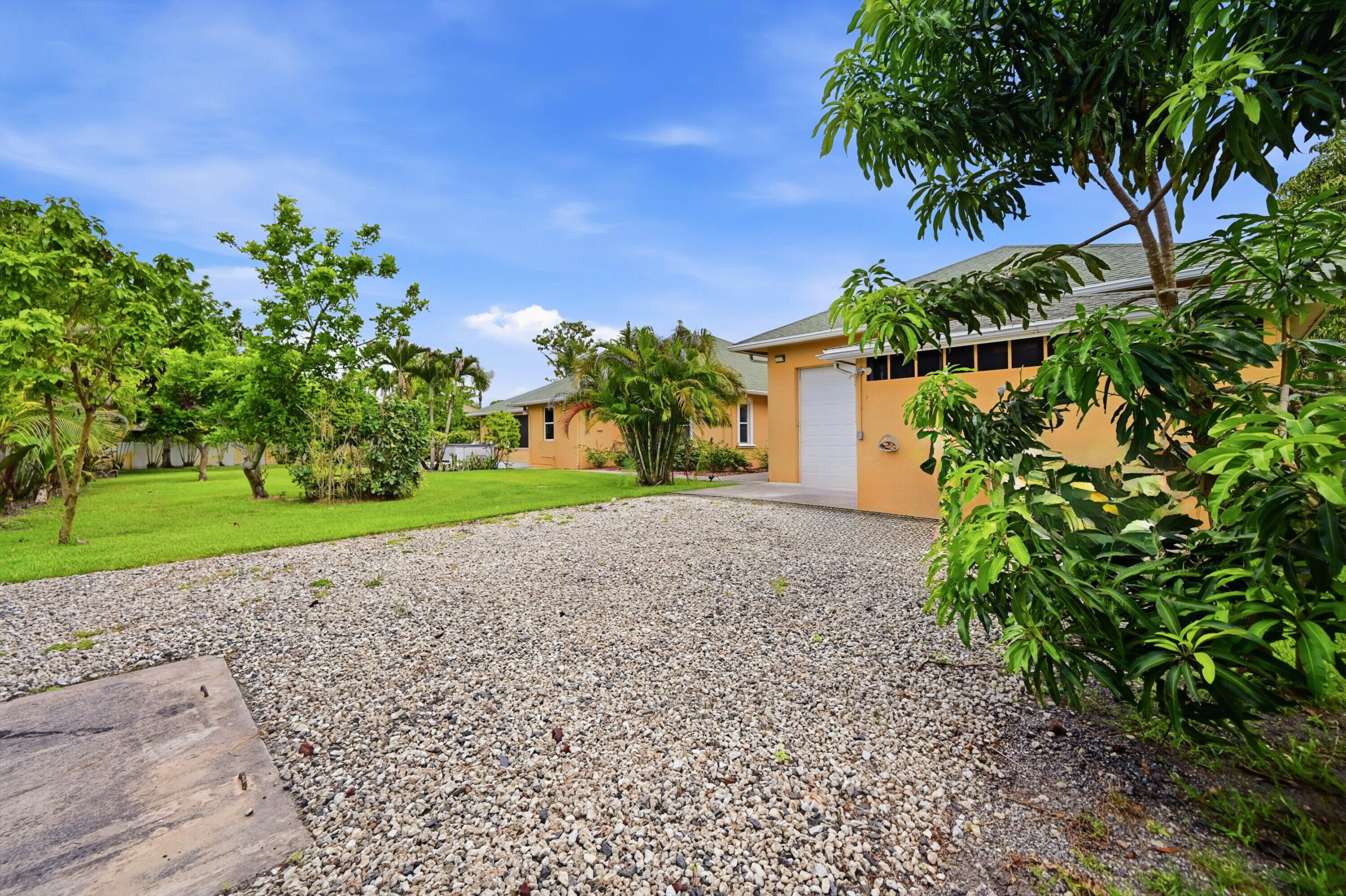 LOXAHATCHEE - Residential