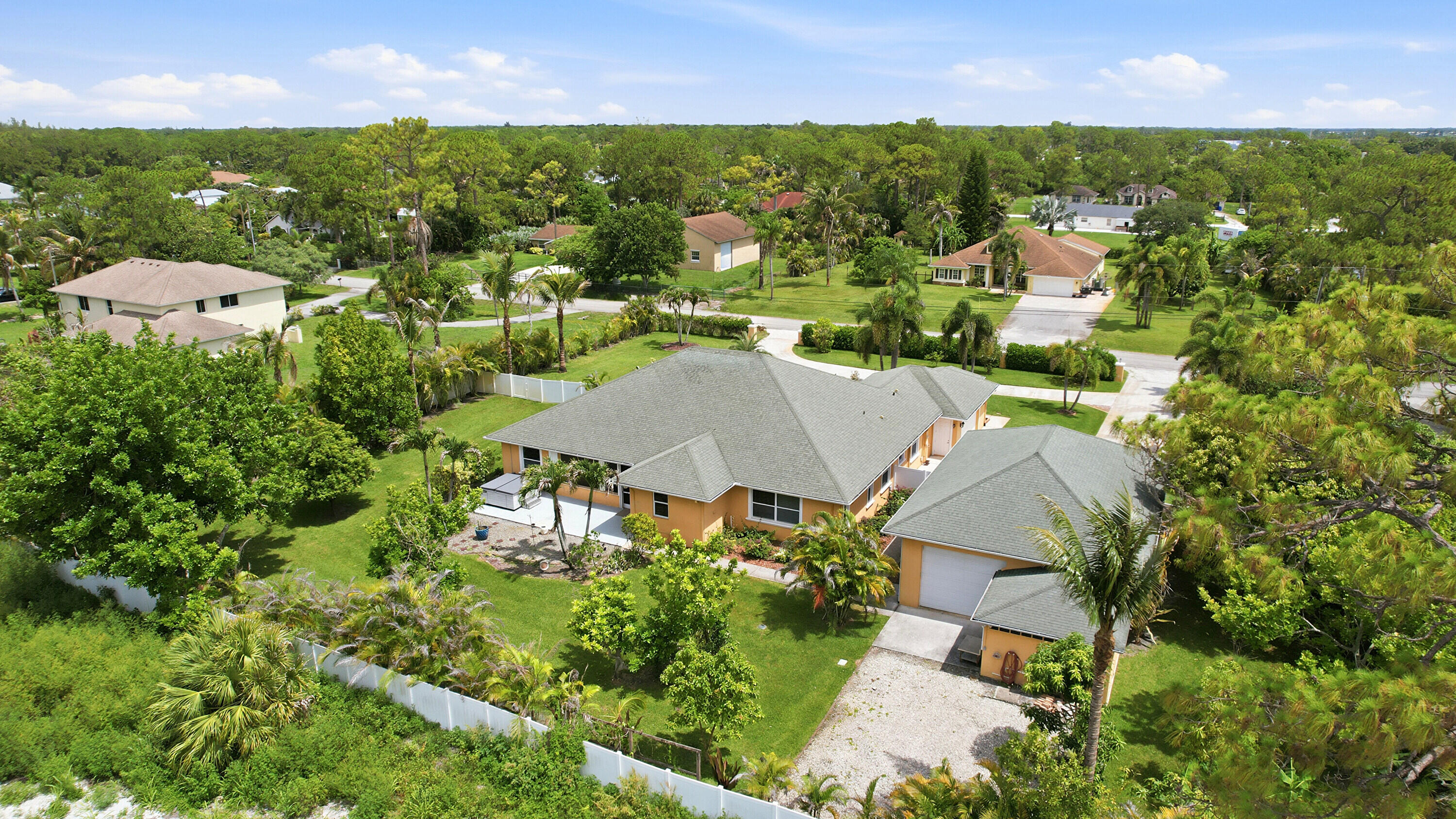 LOXAHATCHEE - Residential
