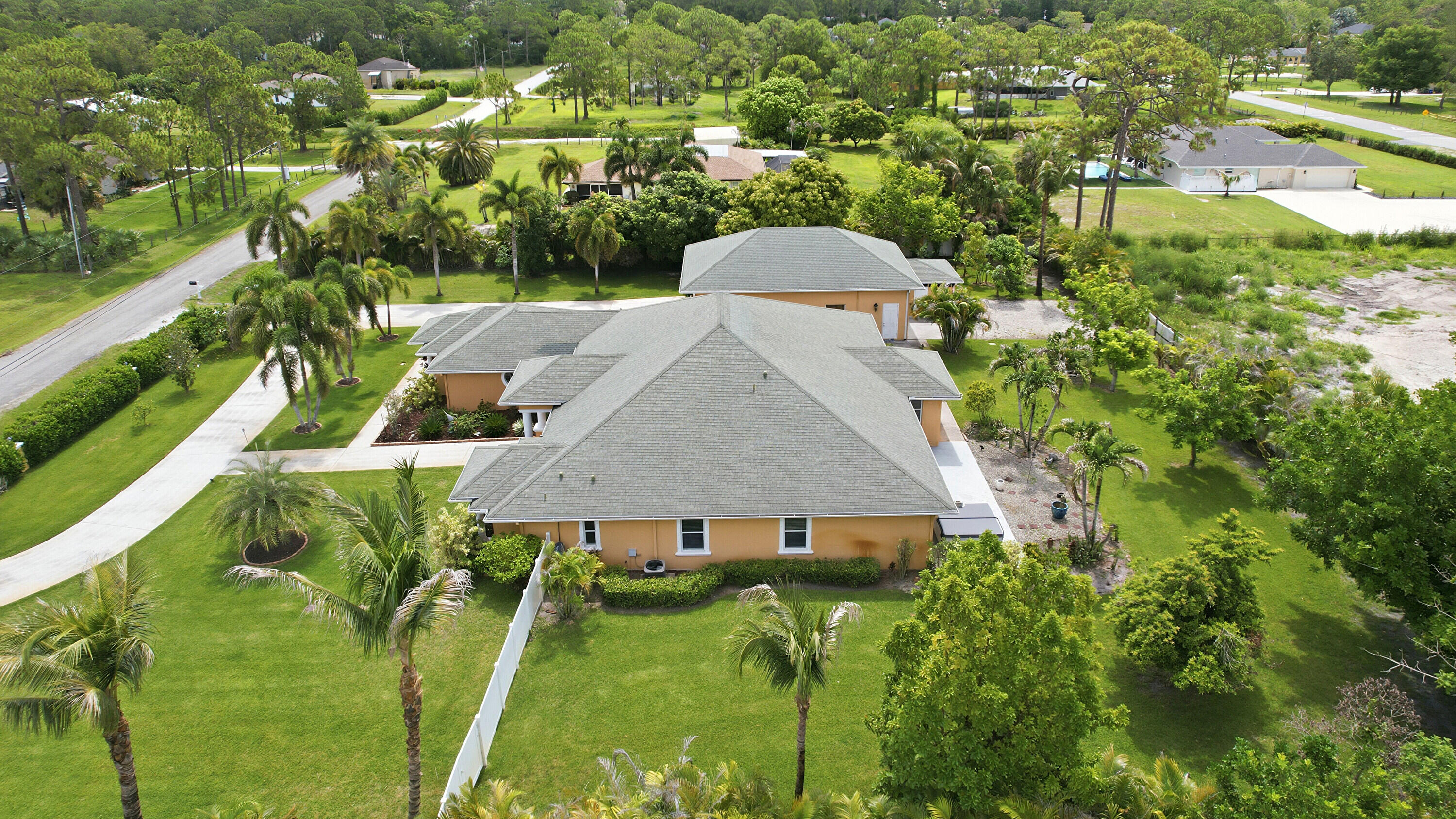 LOXAHATCHEE - Residential