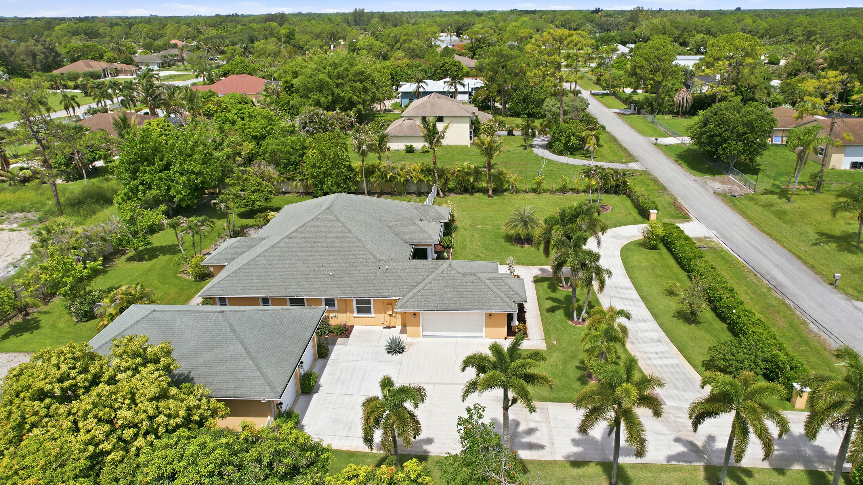 LOXAHATCHEE - Residential