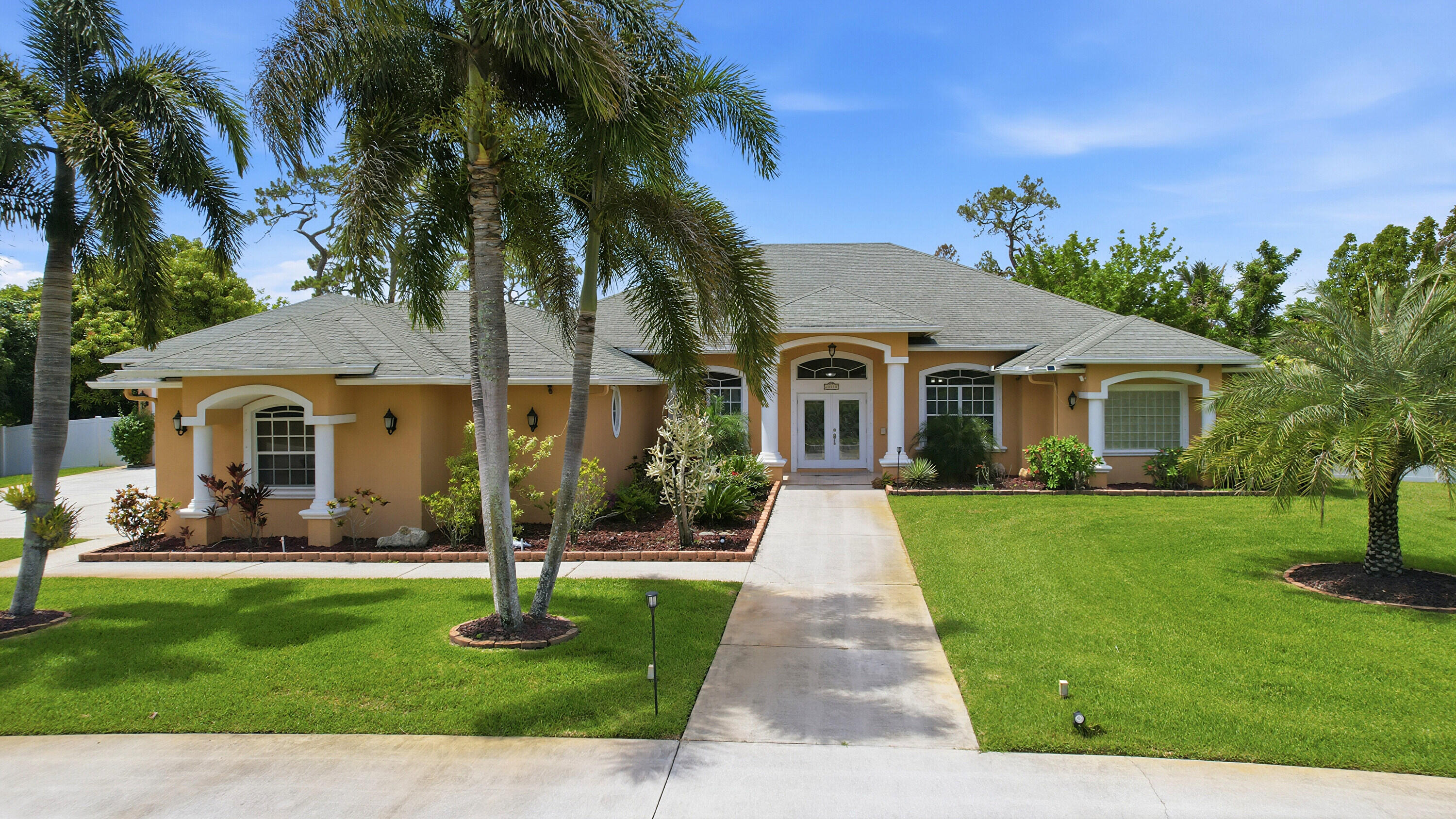LOXAHATCHEE - Residential