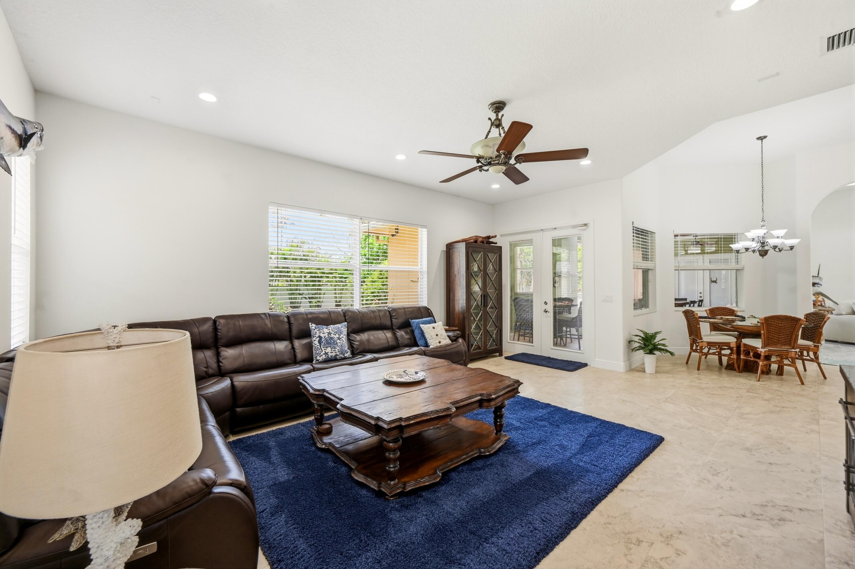 LOXAHATCHEE - Residential