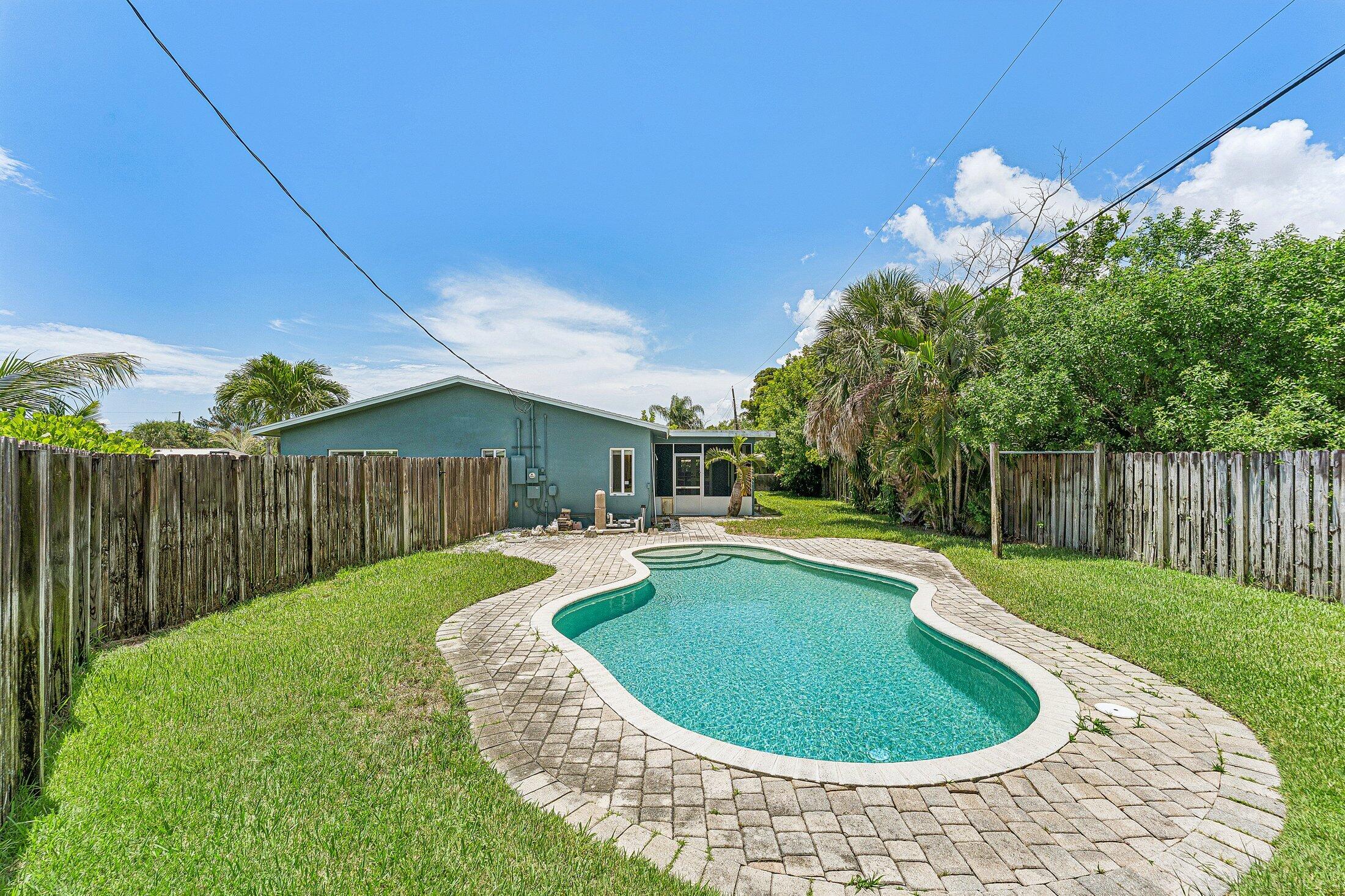 BONITA PARK - Residential