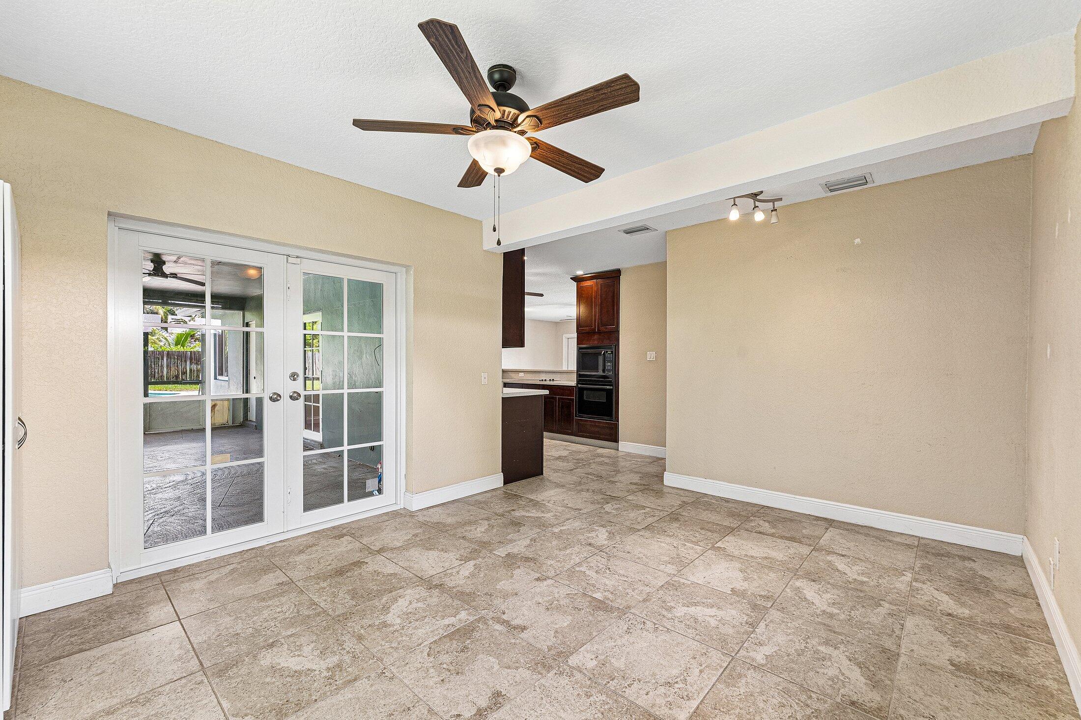 BONITA PARK - Residential