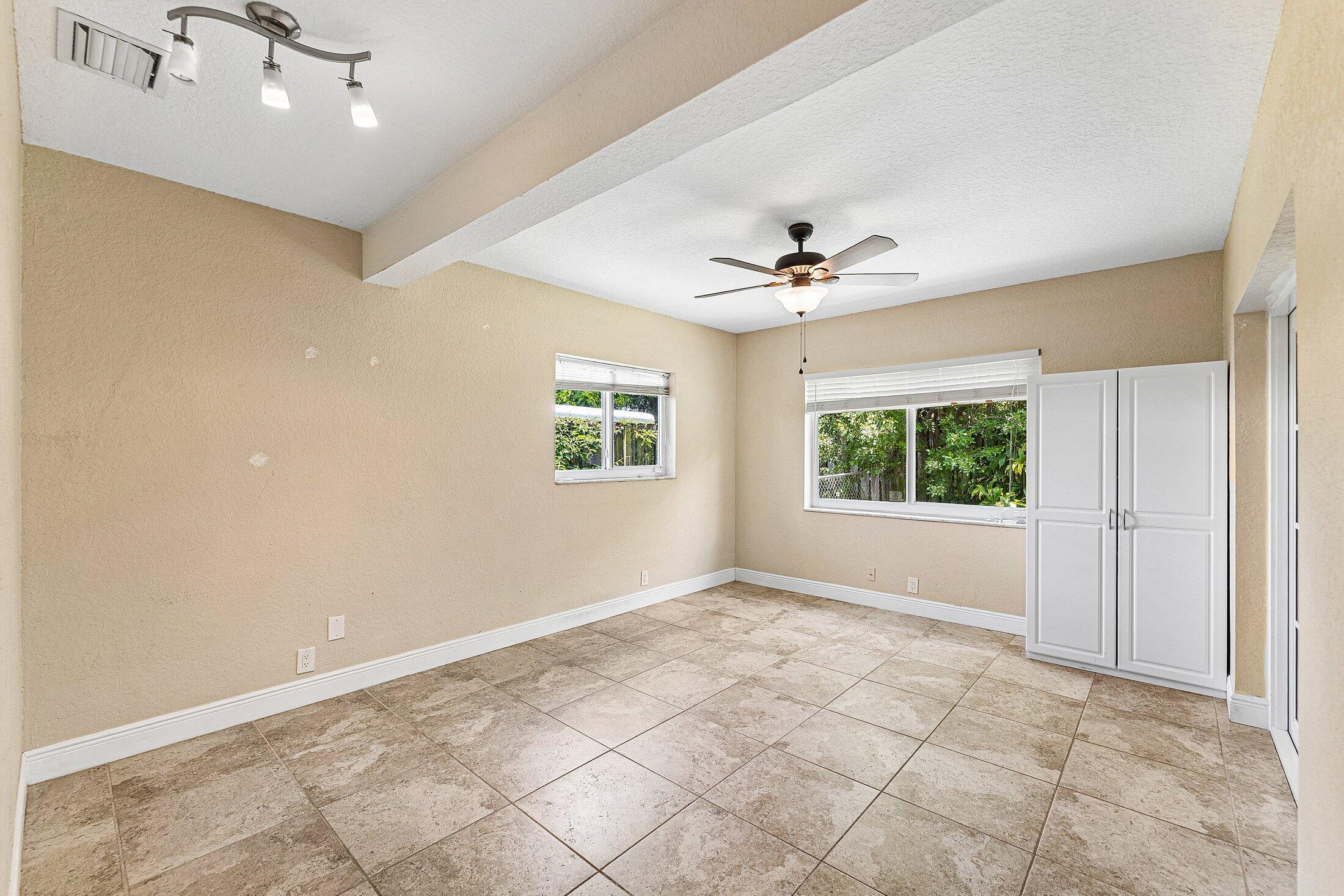 BONITA PARK - Residential