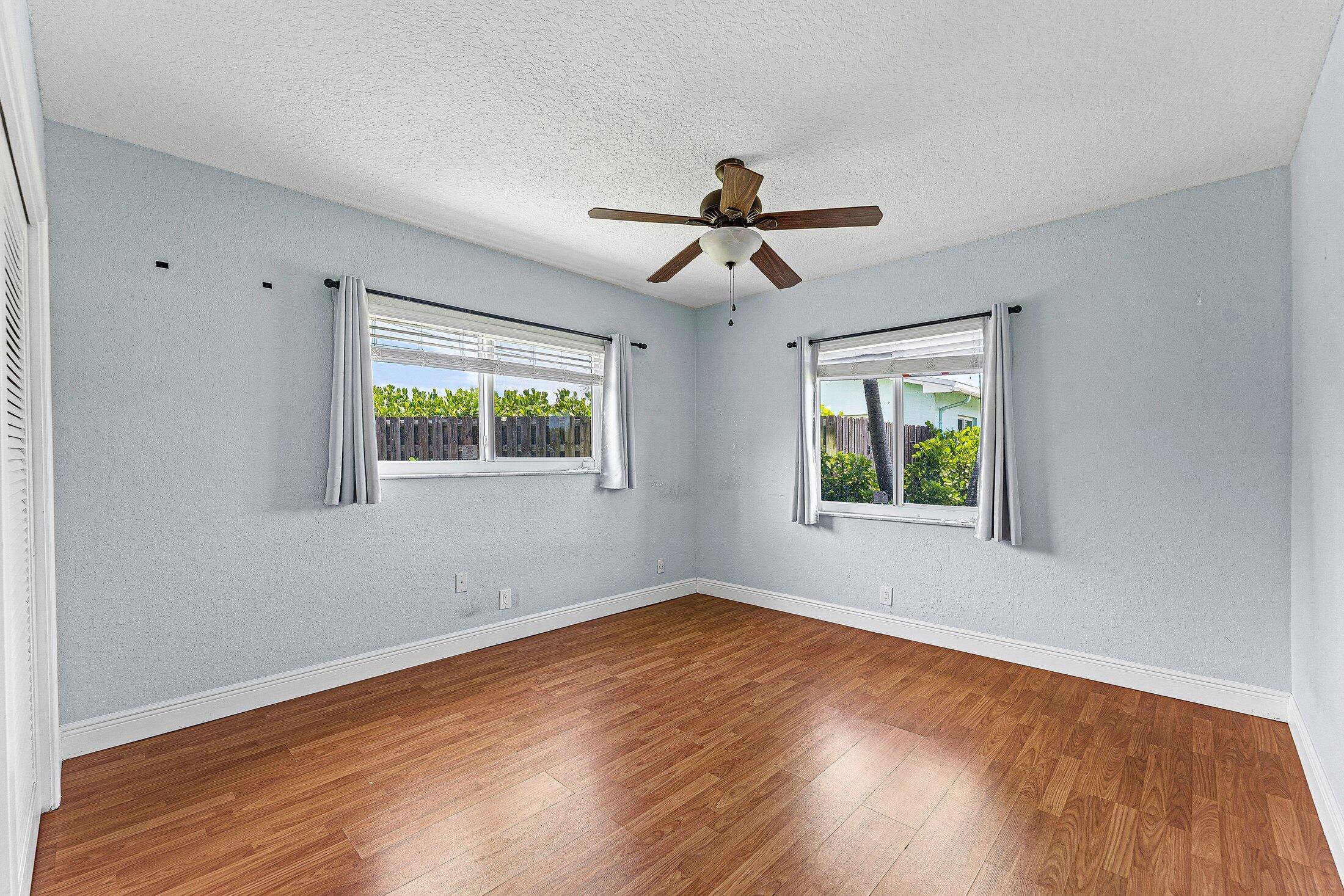 BONITA PARK - Residential