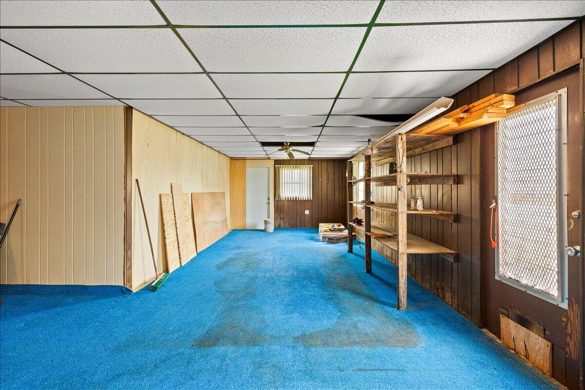 LYONS PARK FIRST ADD - Residential