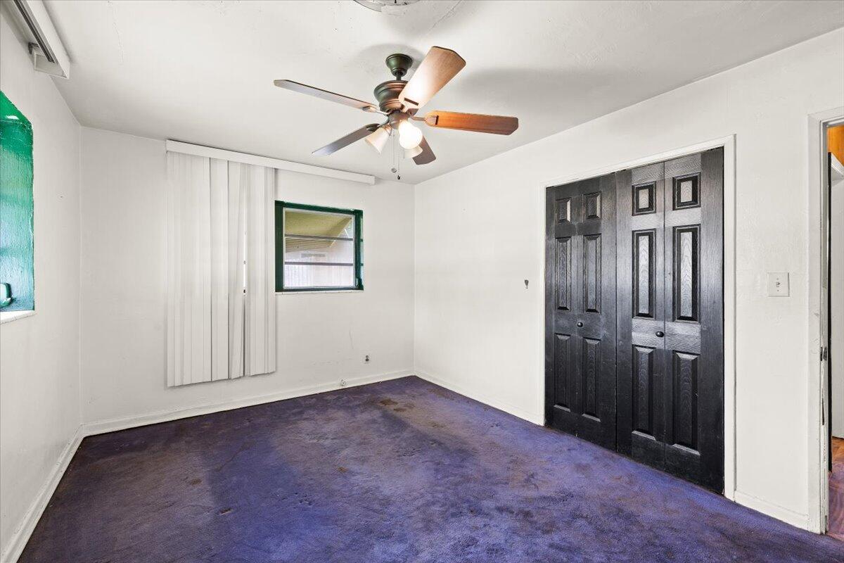 LYONS PARK FIRST ADD - Residential