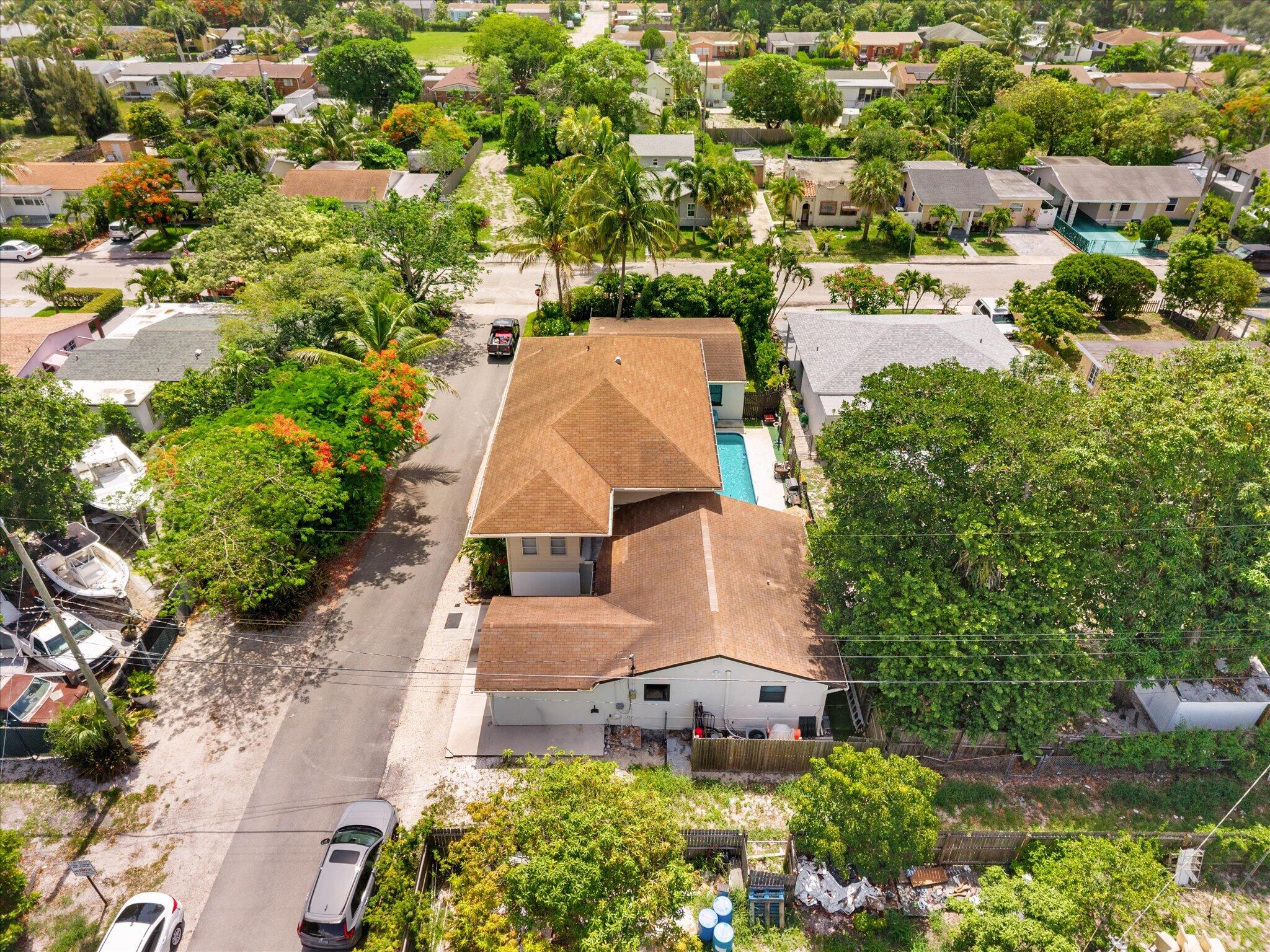LAKE WORTH TOWN OF - Residential