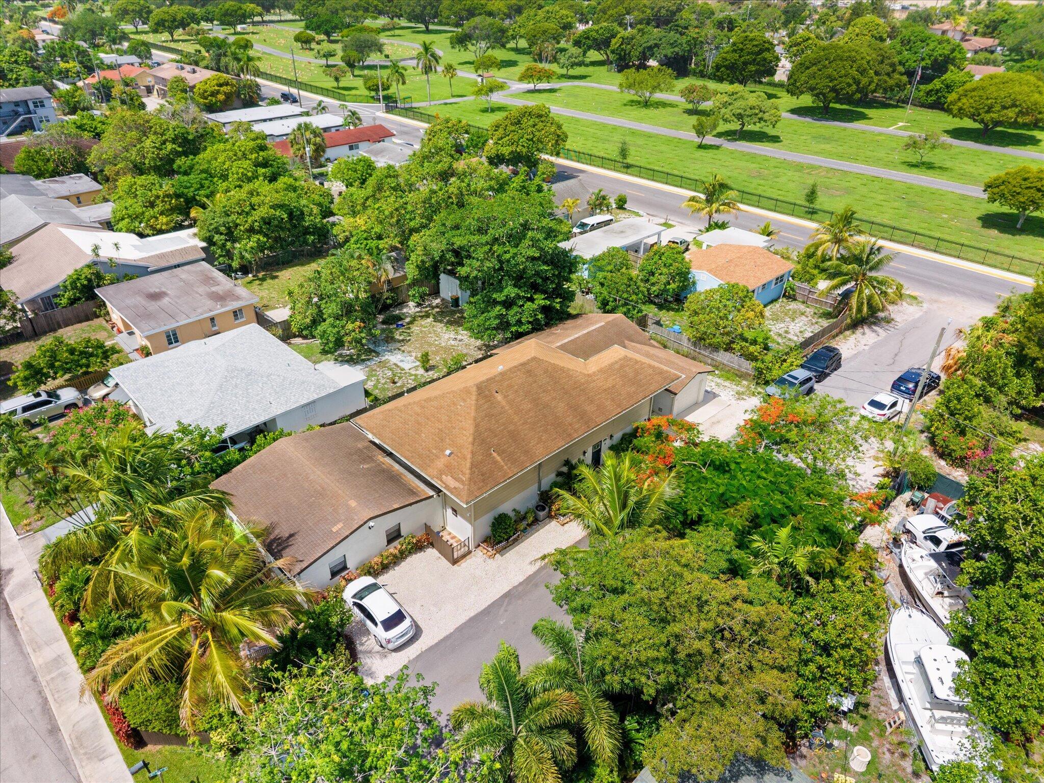 LAKE WORTH TOWN OF - Residential