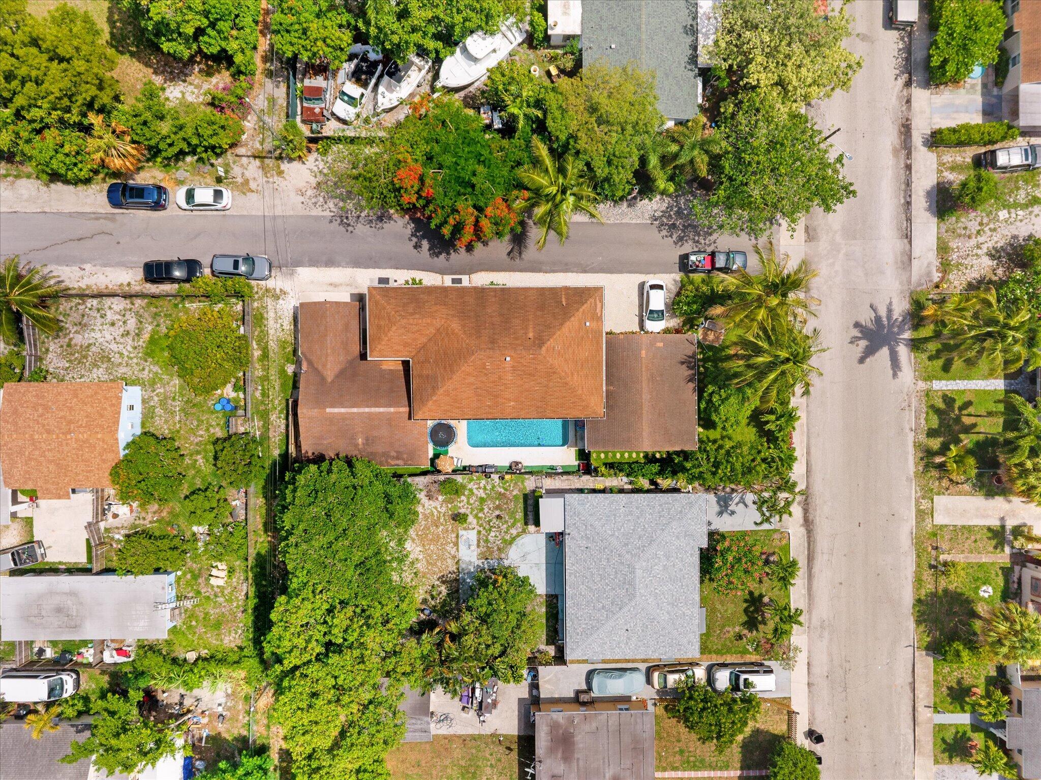 LAKE WORTH TOWN OF - Residential