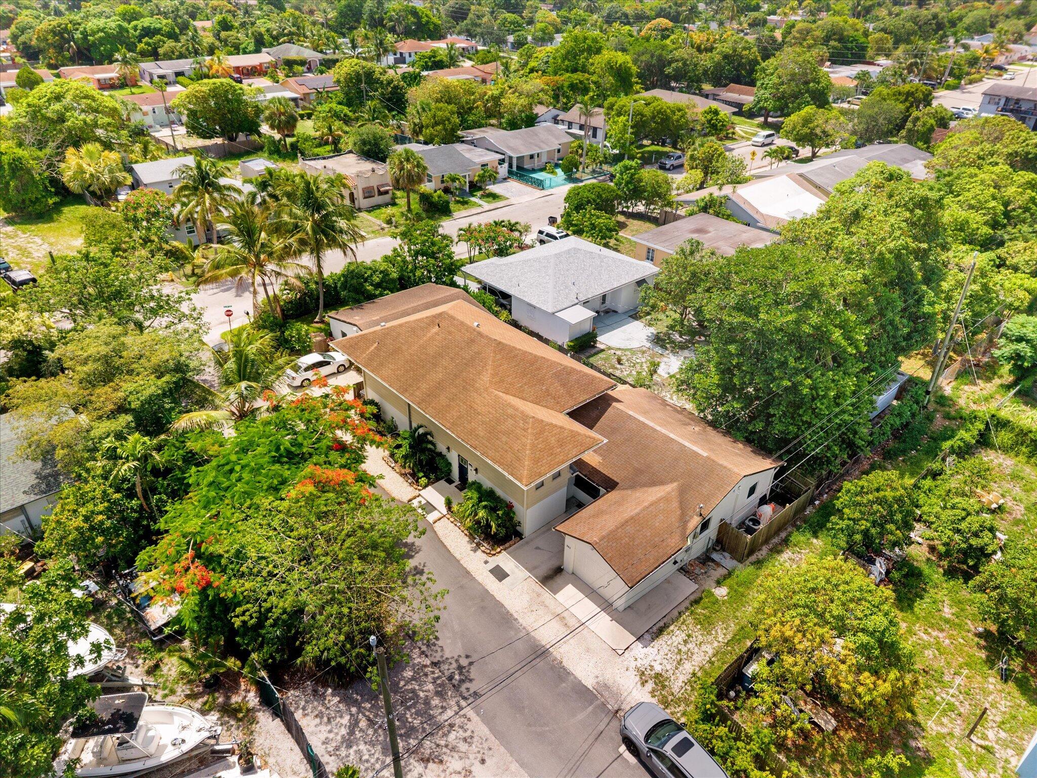 LAKE WORTH TOWN OF - Residential