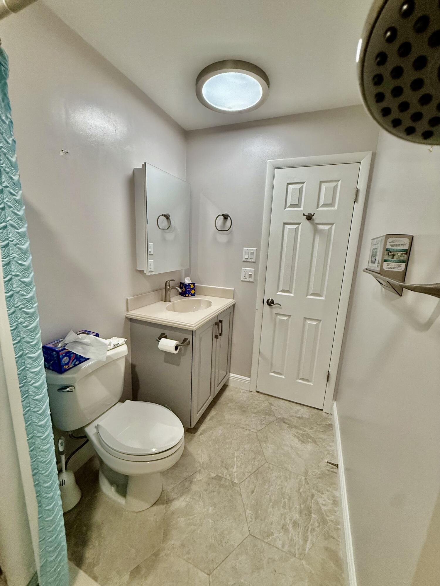 HIGH POINT OF FORT PIERCE CONDOMINIUM SECTION 1 - Residential Lease