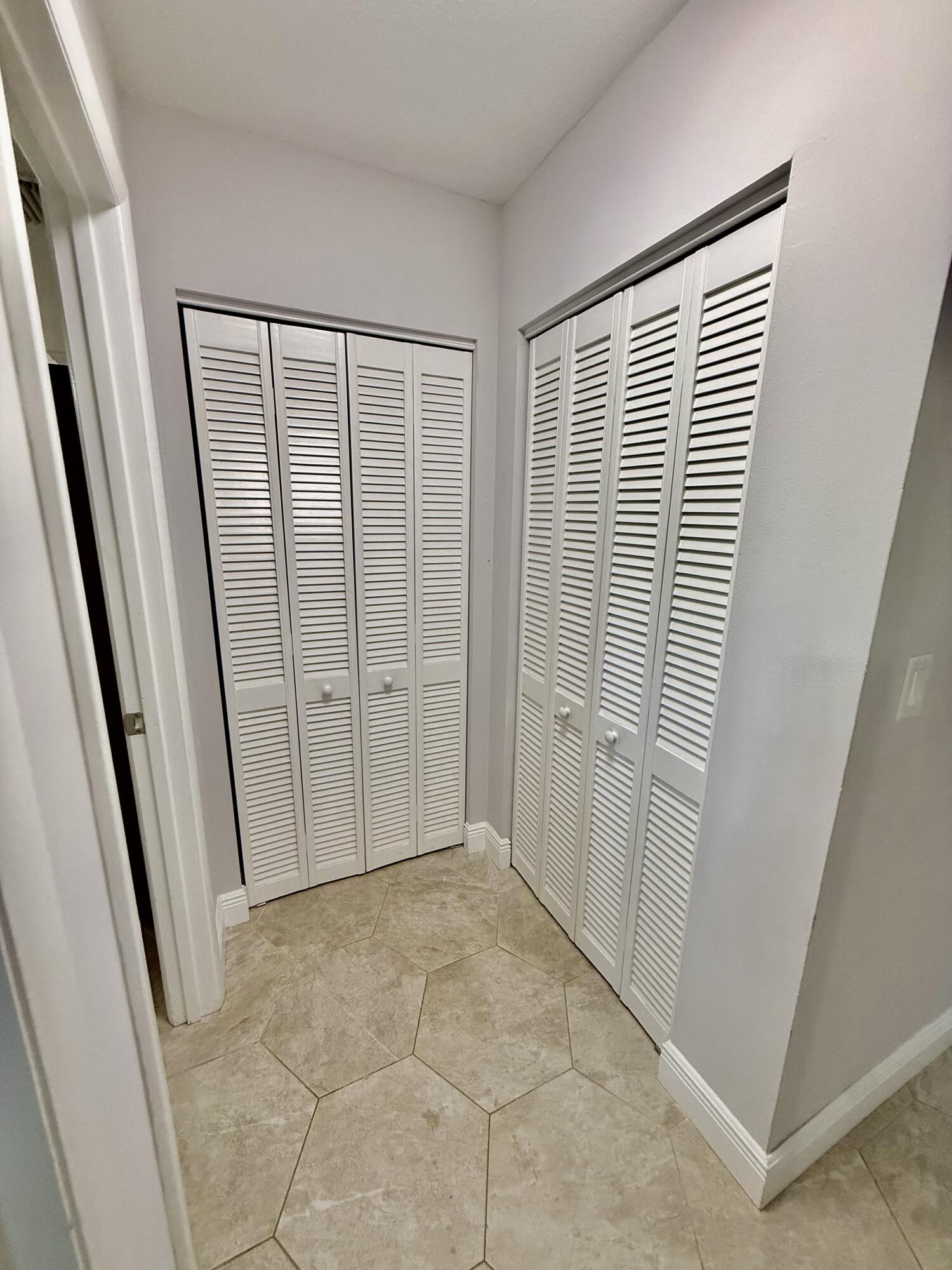 HIGH POINT OF FORT PIERCE CONDOMINIUM SECTION 1 - Residential Lease
