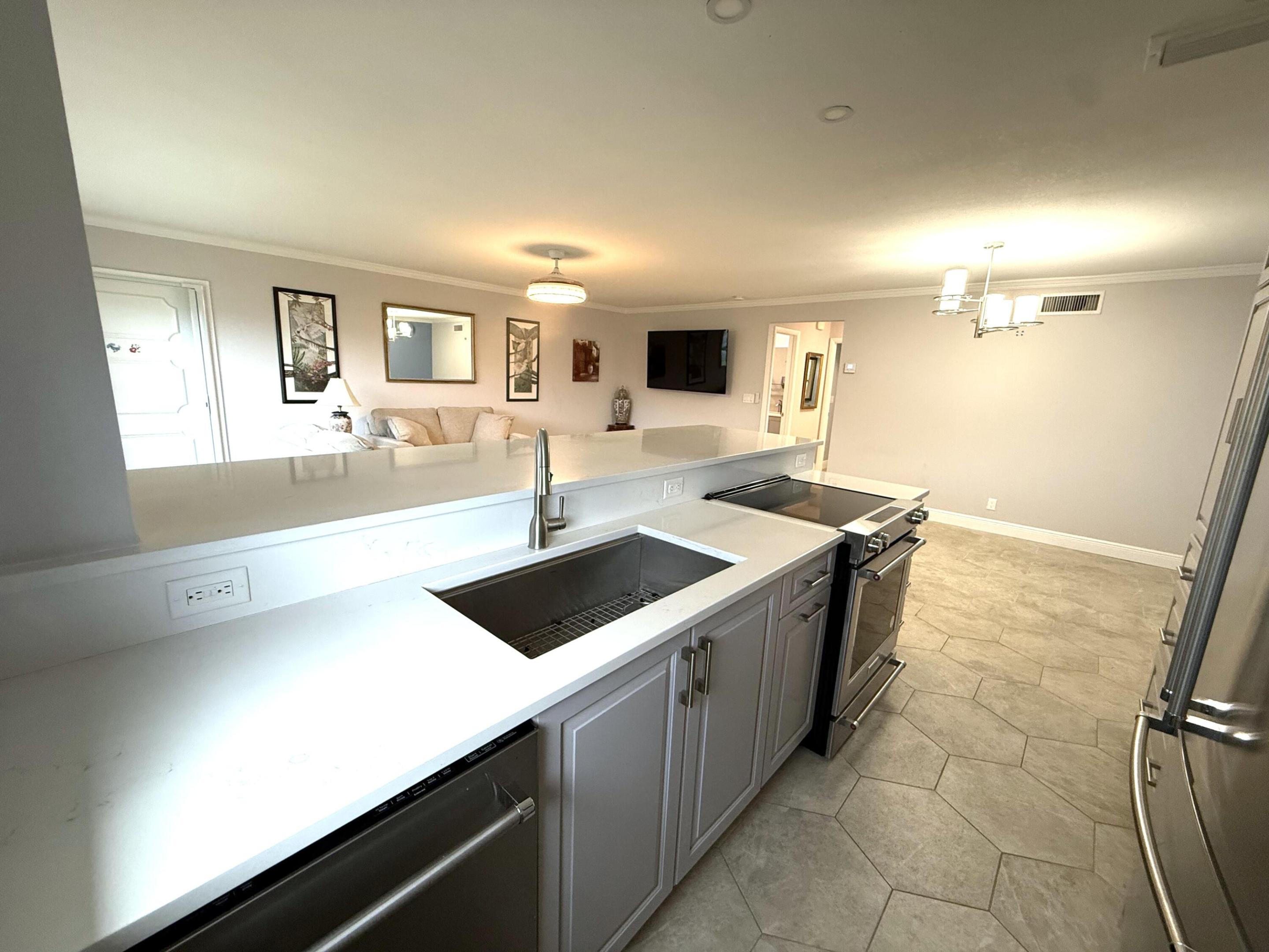 HIGH POINT OF FORT PIERCE CONDOMINIUM SECTION 1 - Residential Lease